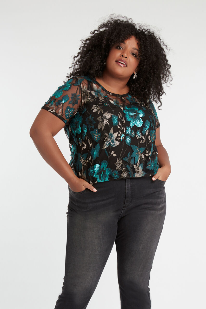 Haut court brod&eacute; image number 6