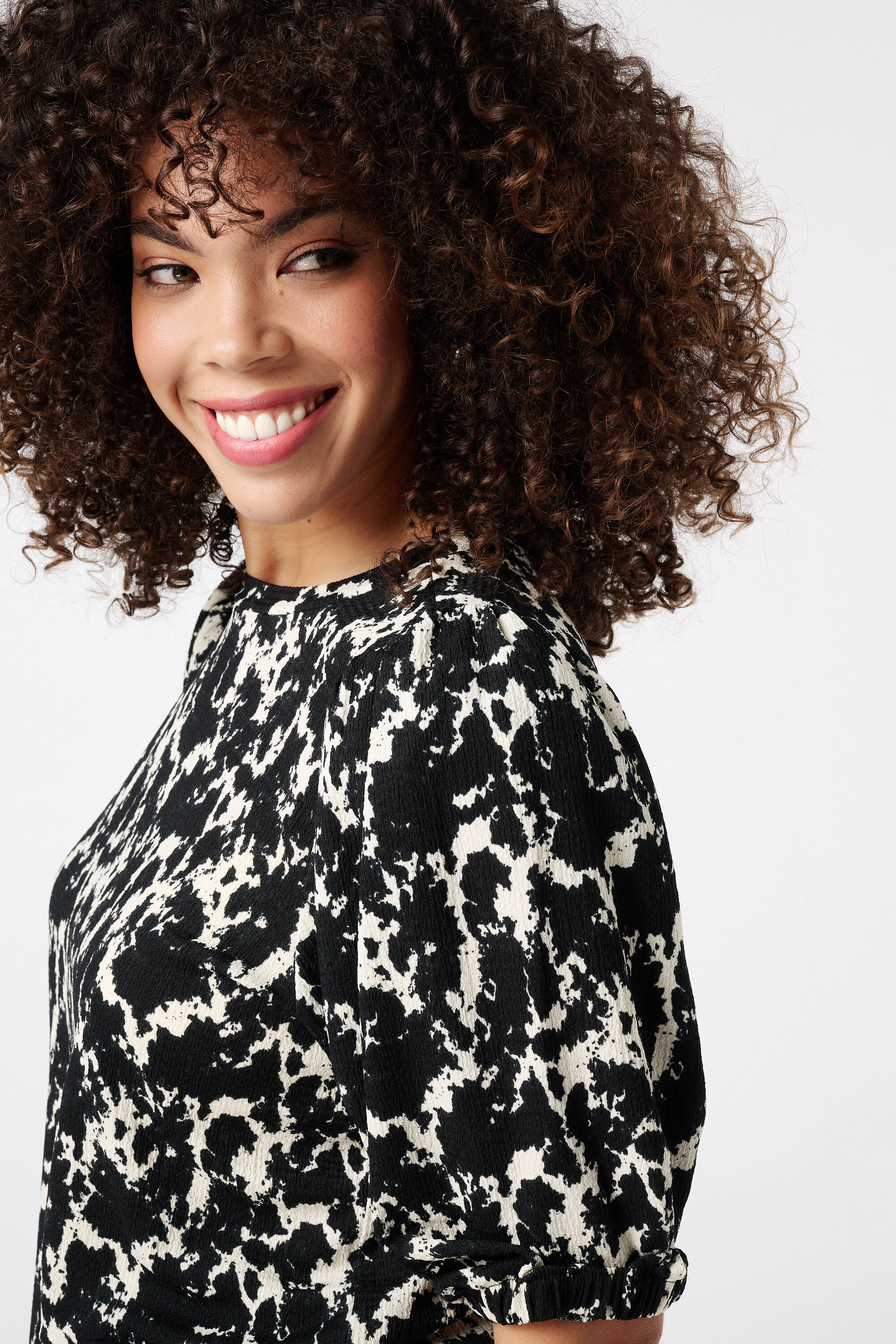 Top met pofmouwen image number 4