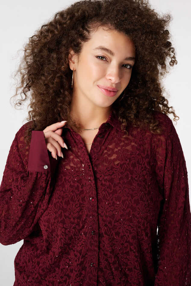 Top met kant en pailetten image number 4