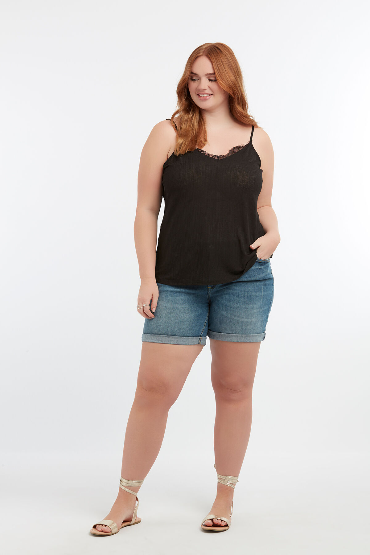 Mouwloze top met kant image number 3