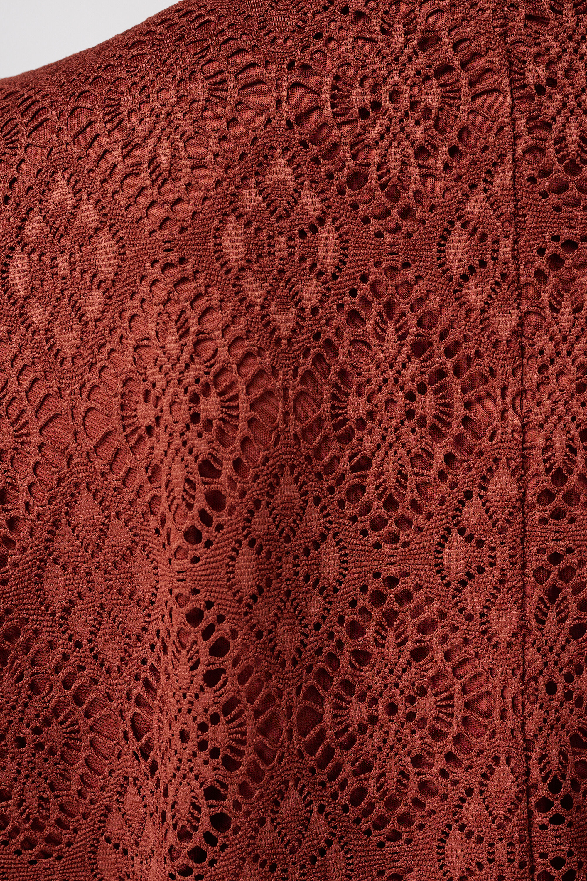 Top en dentelle image number 6