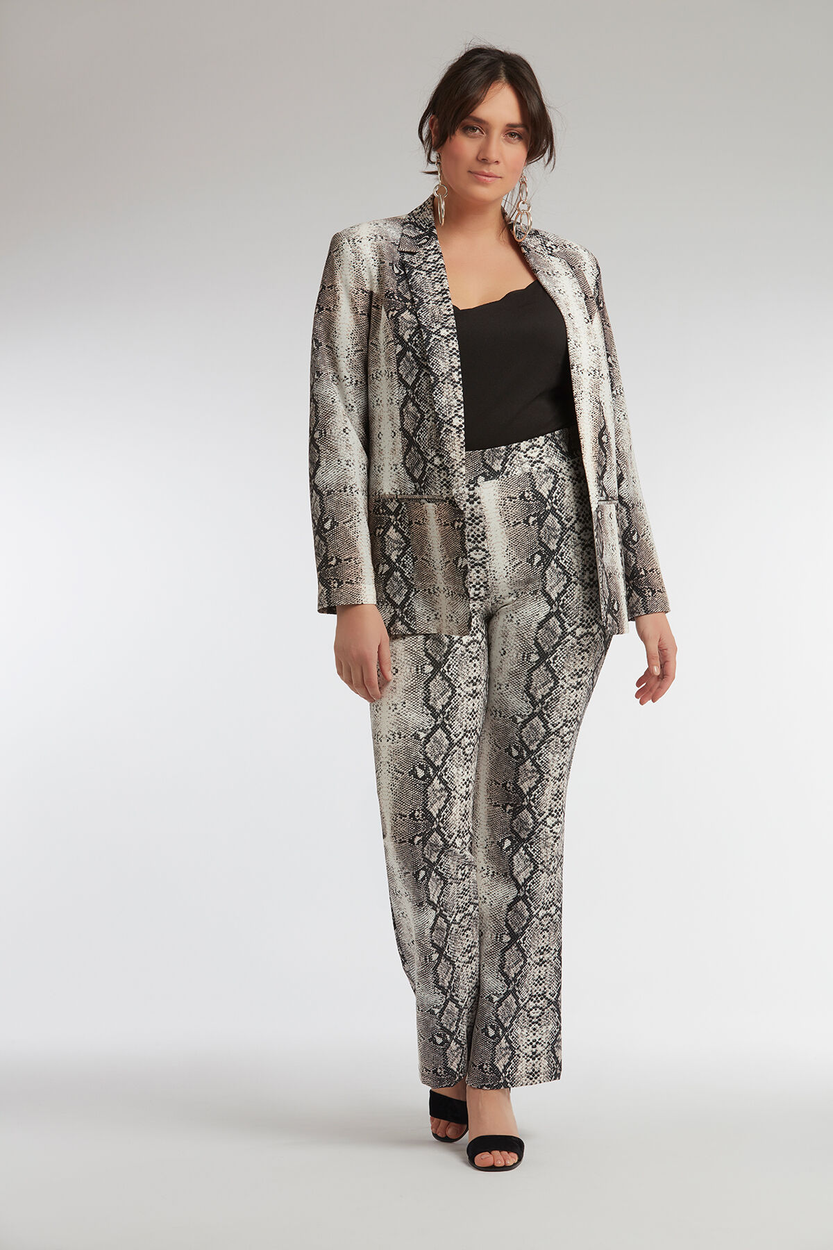 Pantalon avec imprim&eacute; serpent image number 6