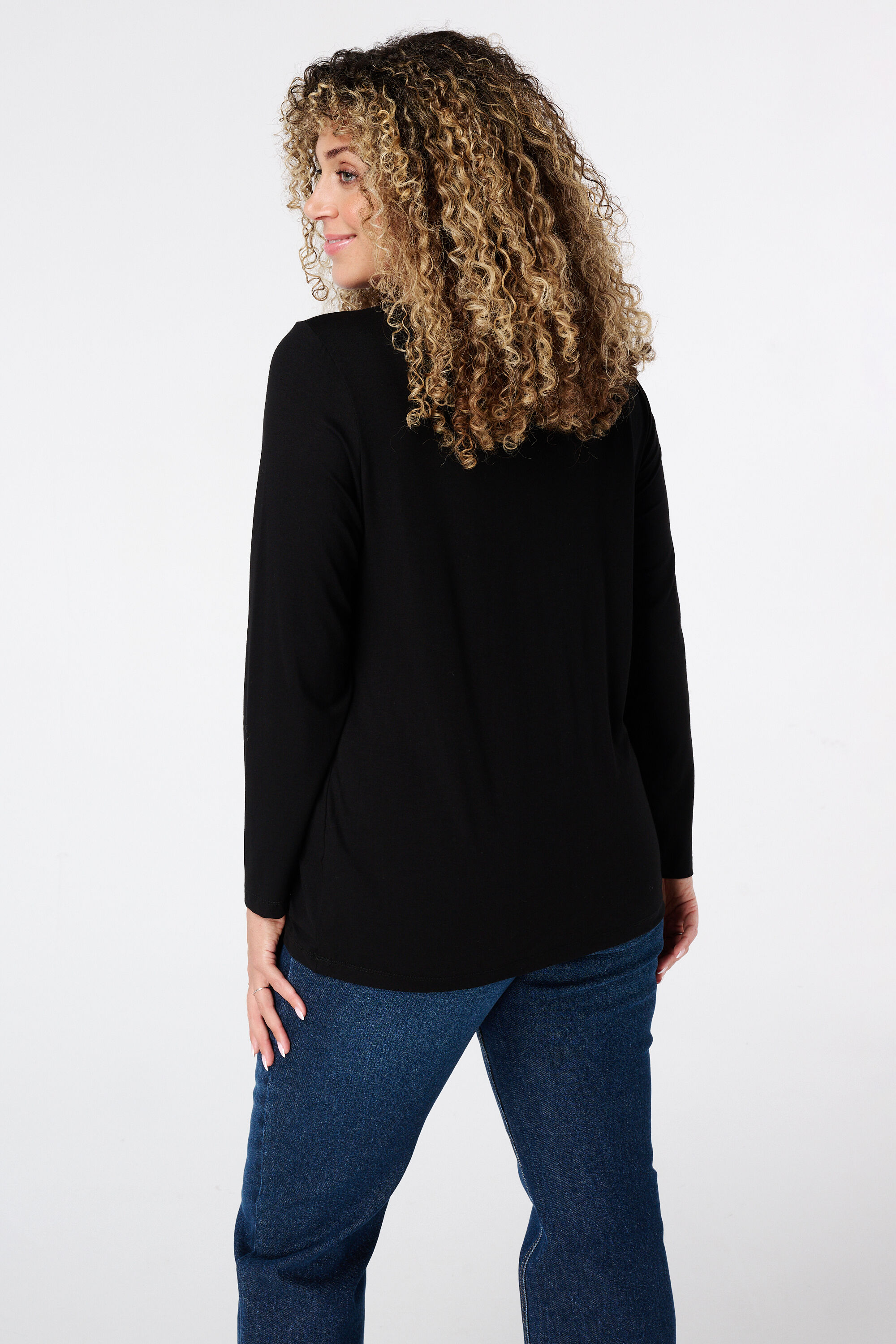 Haut &agrave; manches longues et col rond image number 3