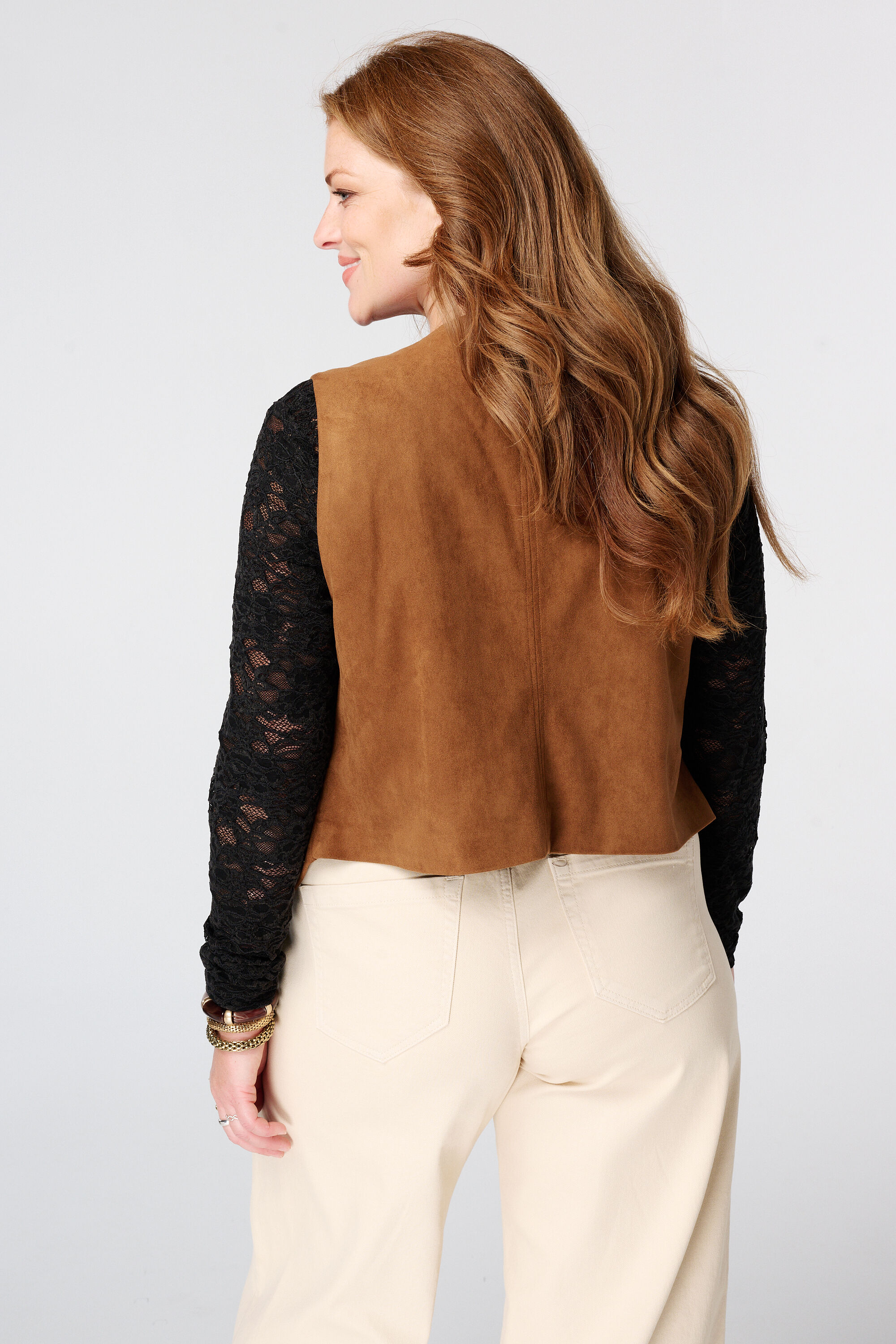 Gilet avec broderies et clous image number 3
