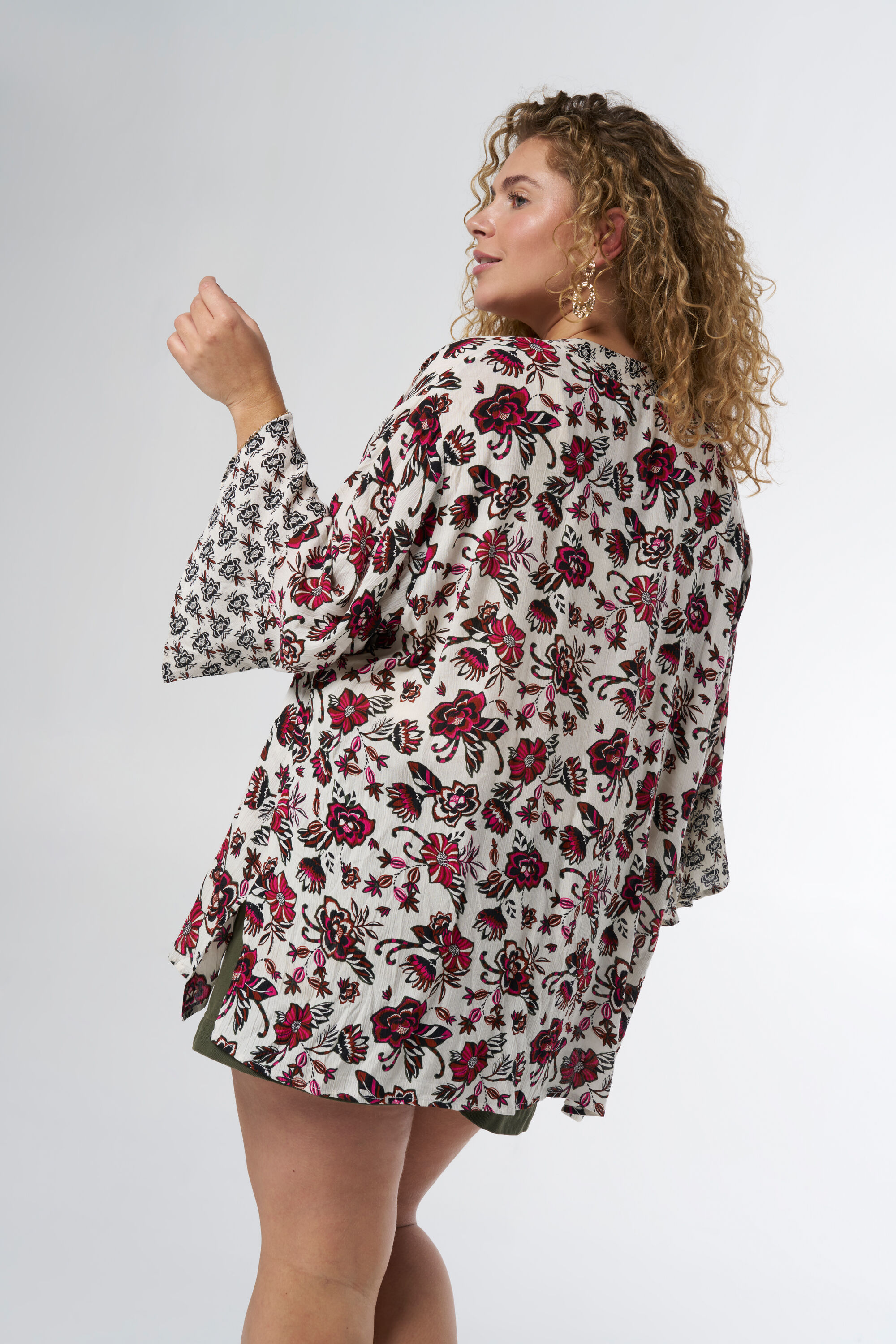 Kimono met bloemenprint image number 3
