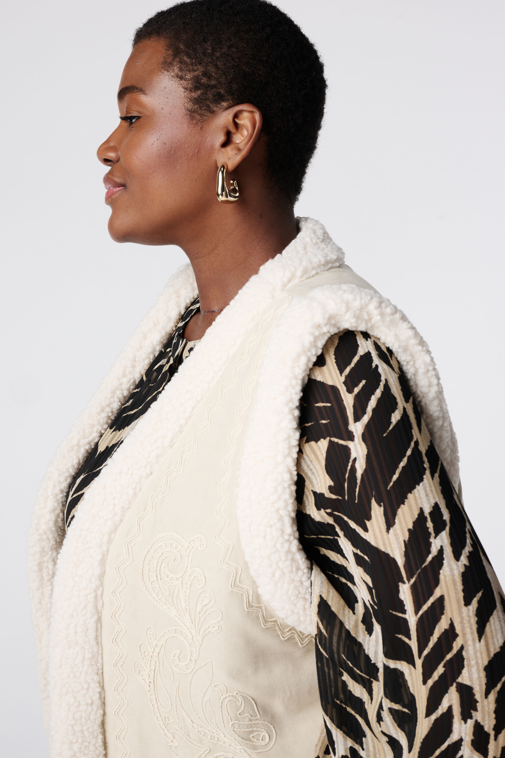 Gilet avec doublure teddy image number 4