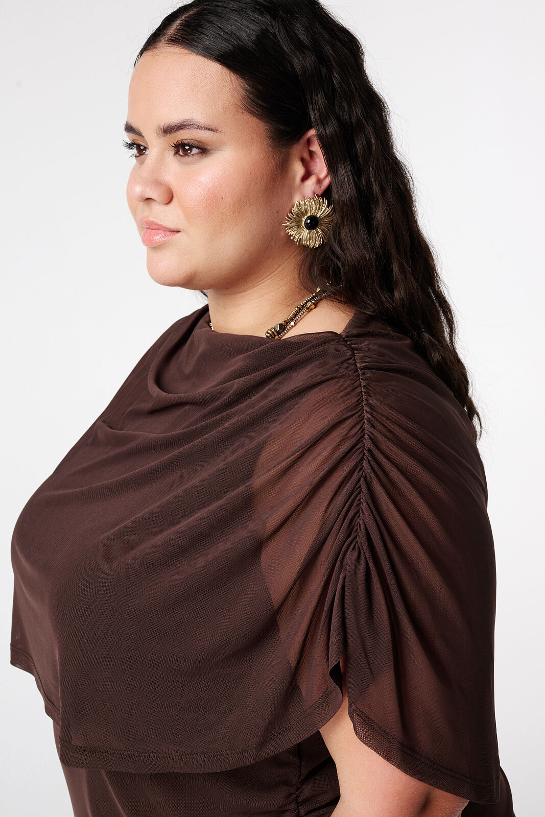 Mesh top met gedrapeerde mouwen image number 4