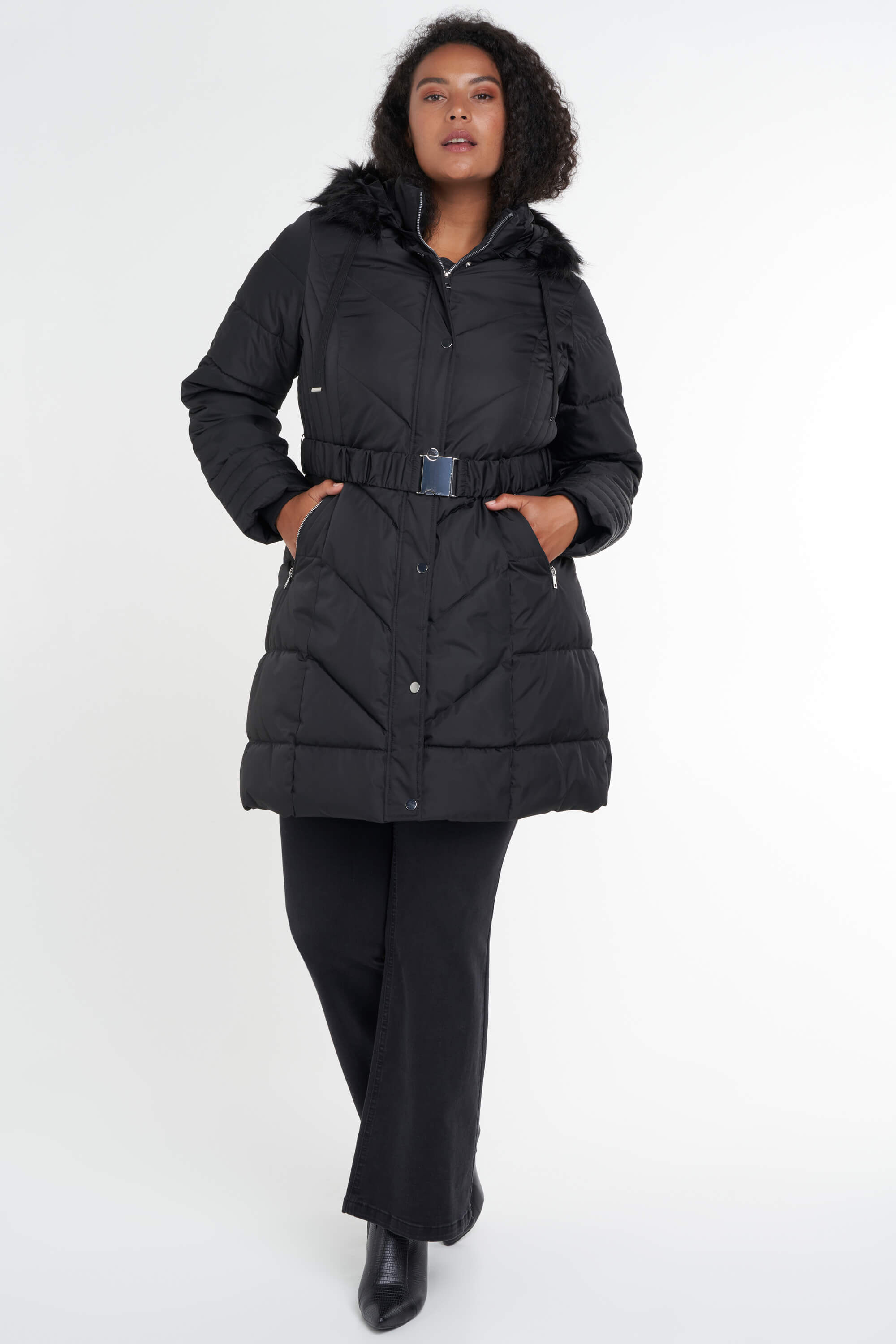 Veste matelass&eacute;e avec ceinture image number 6