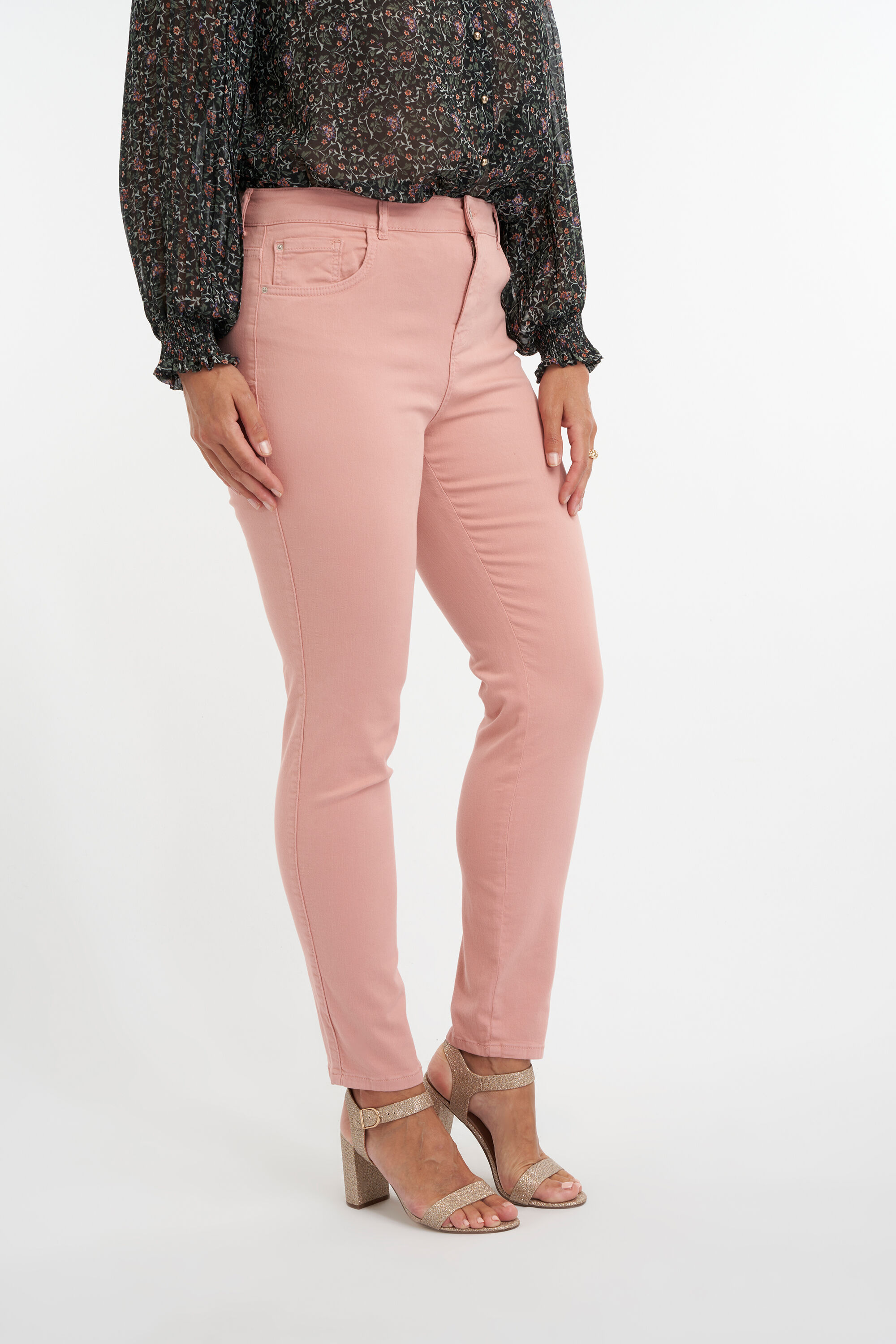 Slim fit jeans image number 4