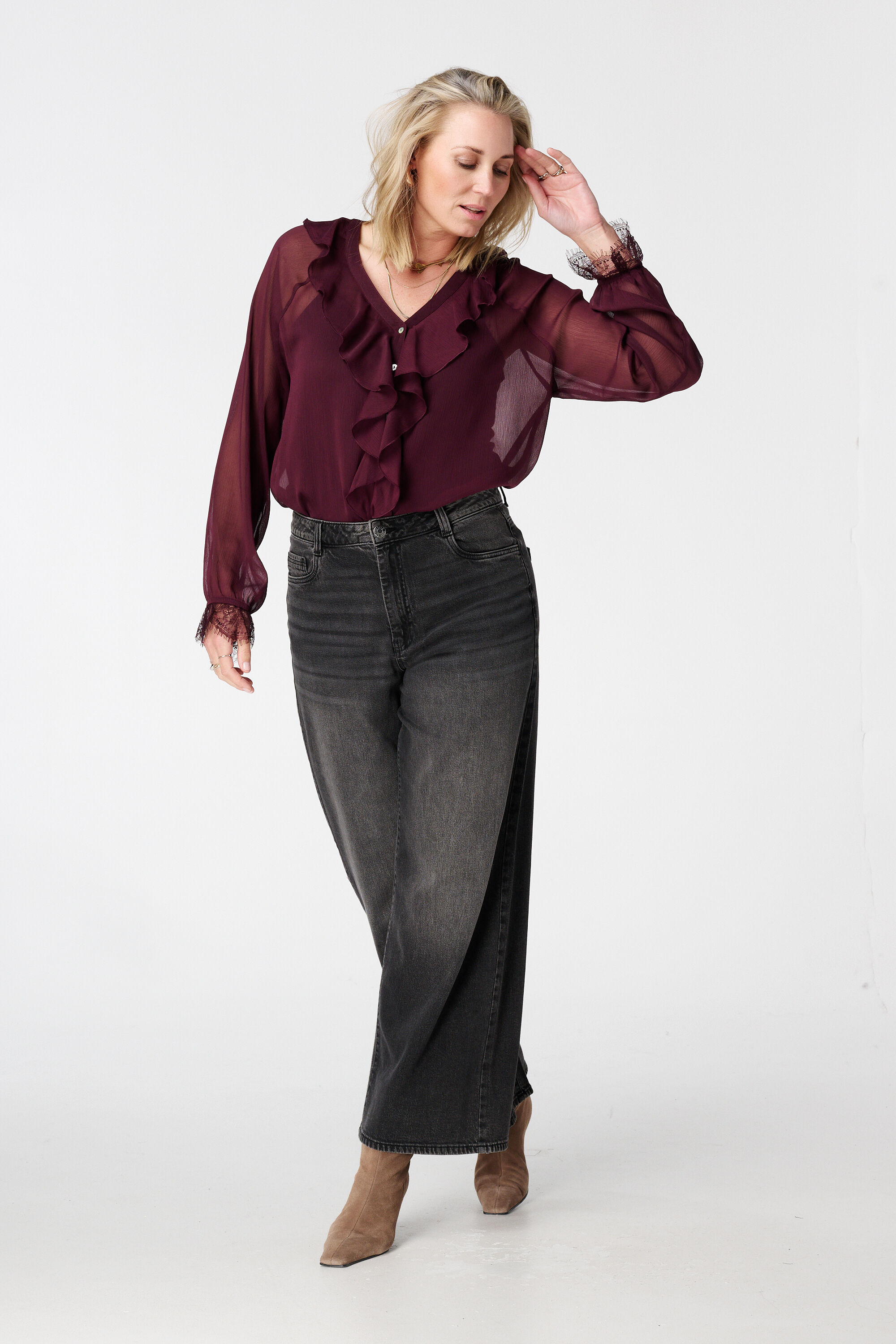 Sheer blouse met volants en kant image number 5