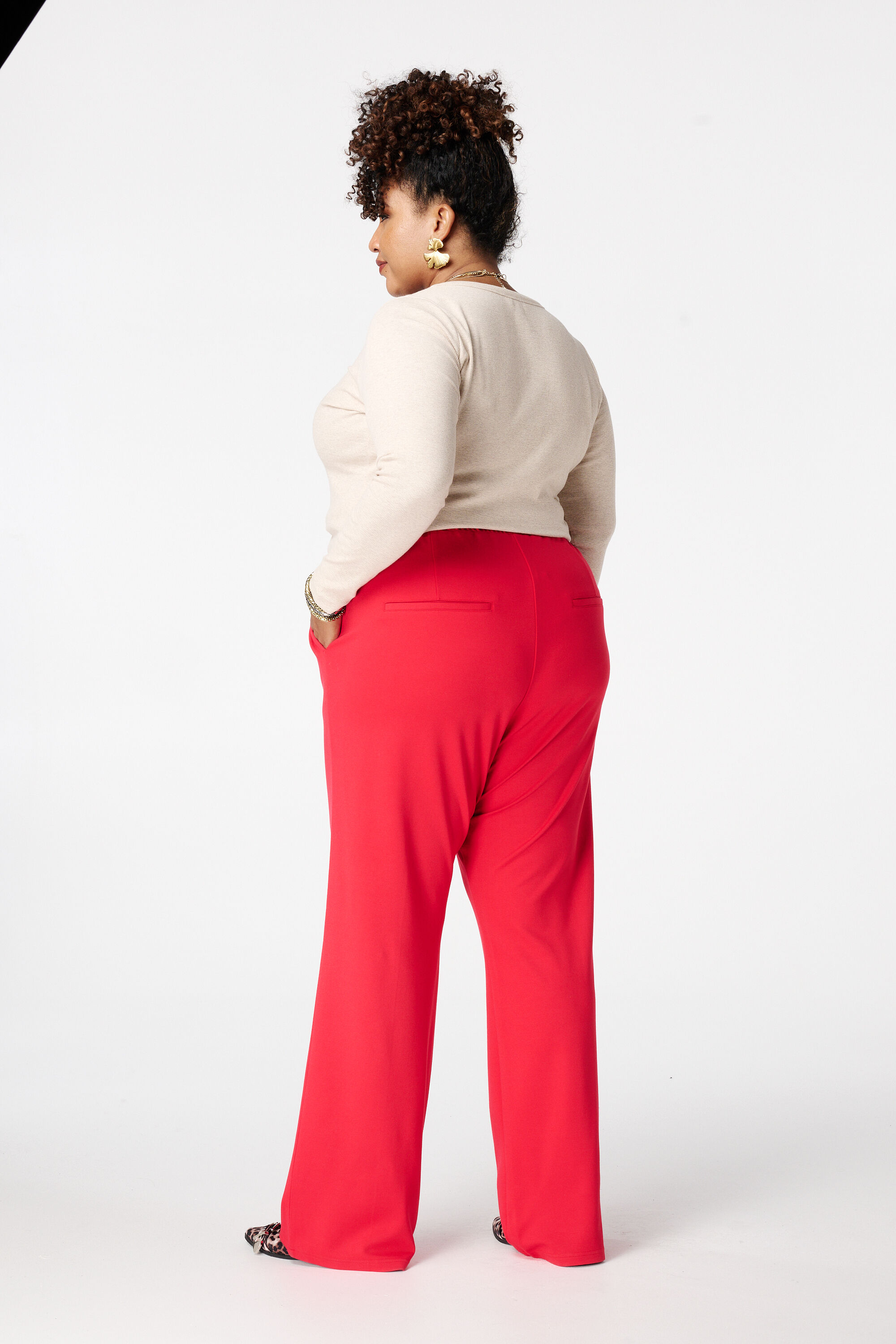 Pantalon large avec coutures d&eacute;coratives image number 3