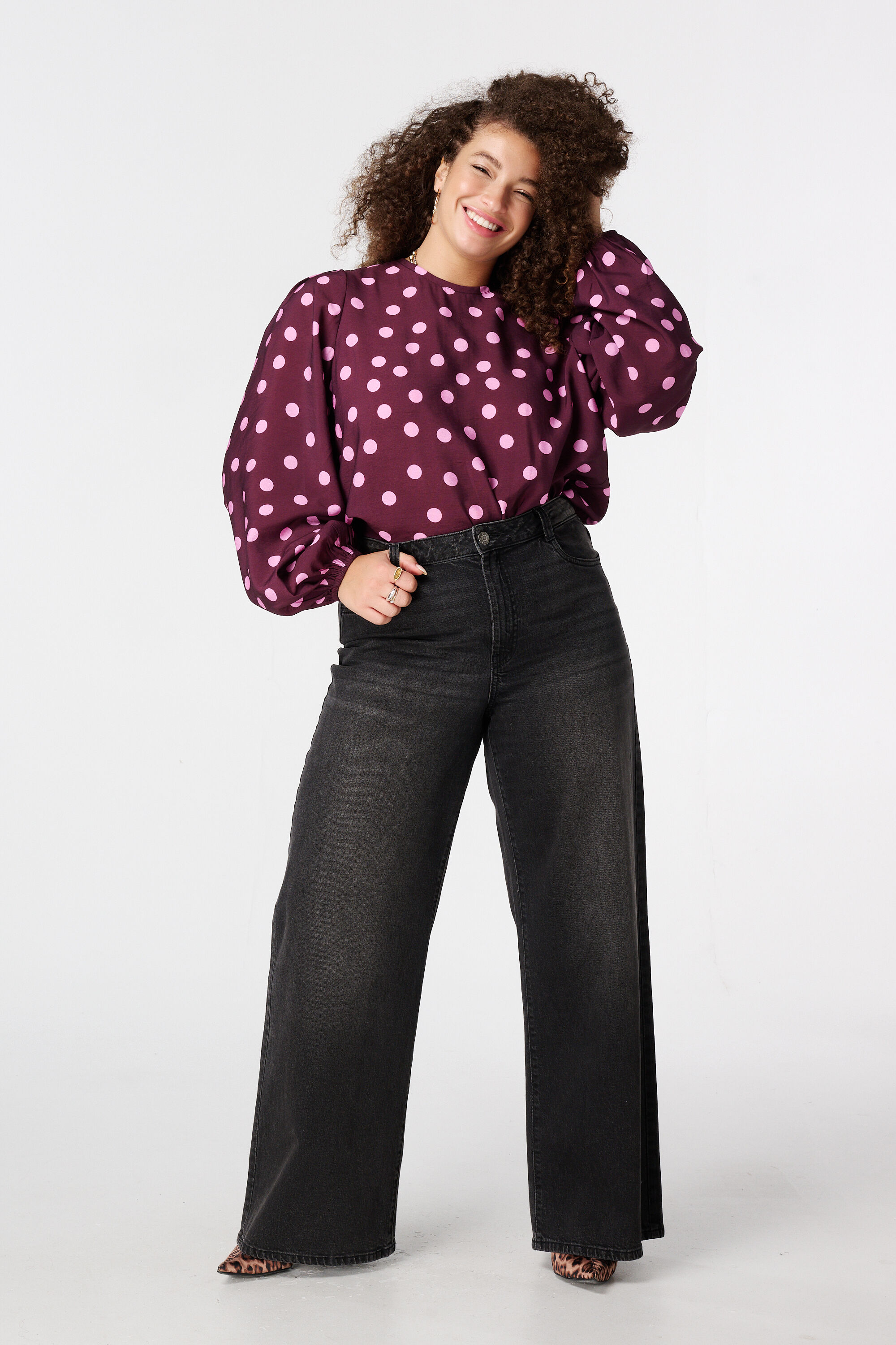 Polka dot blouse image number 5