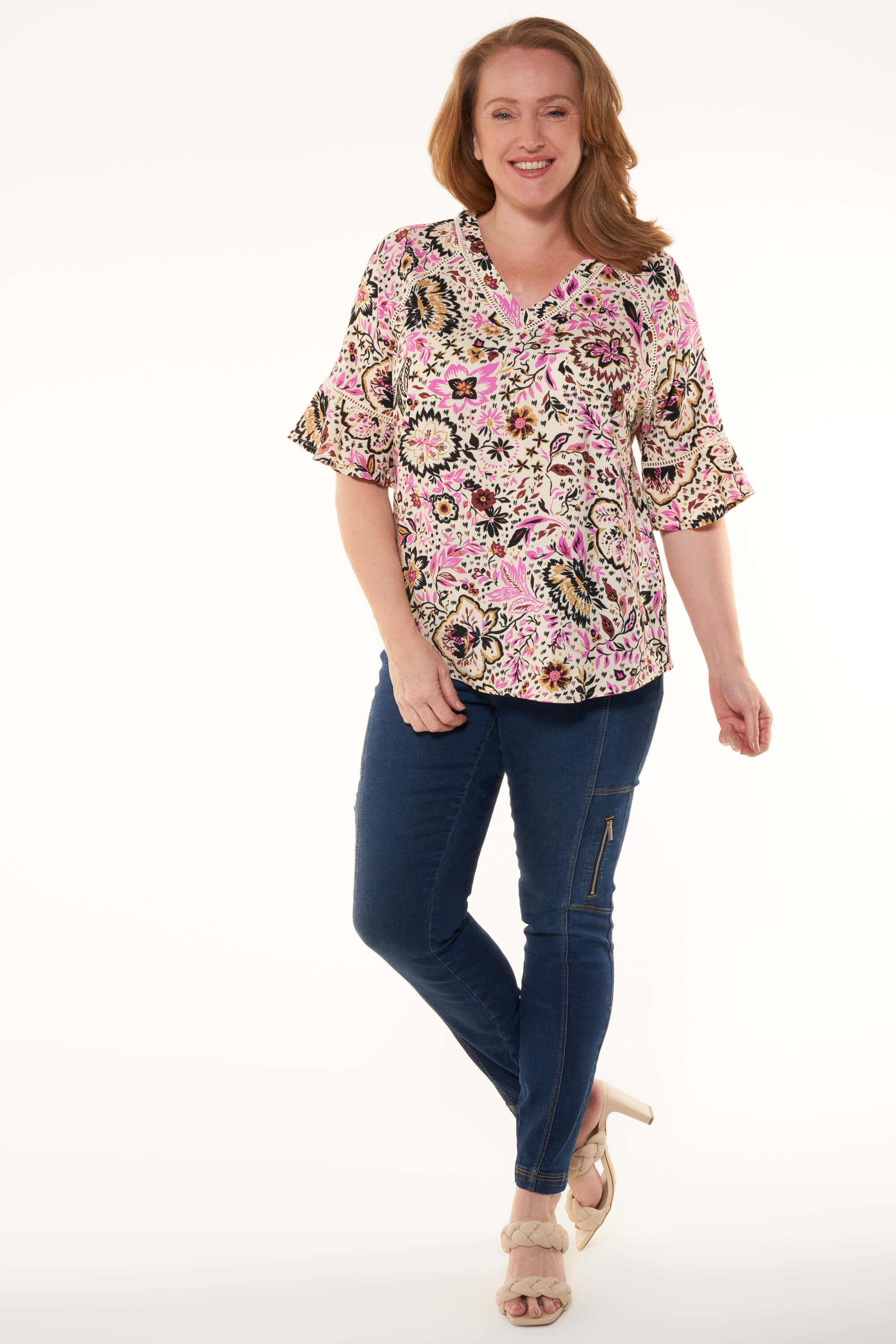 Blouse met broderie details image number 3