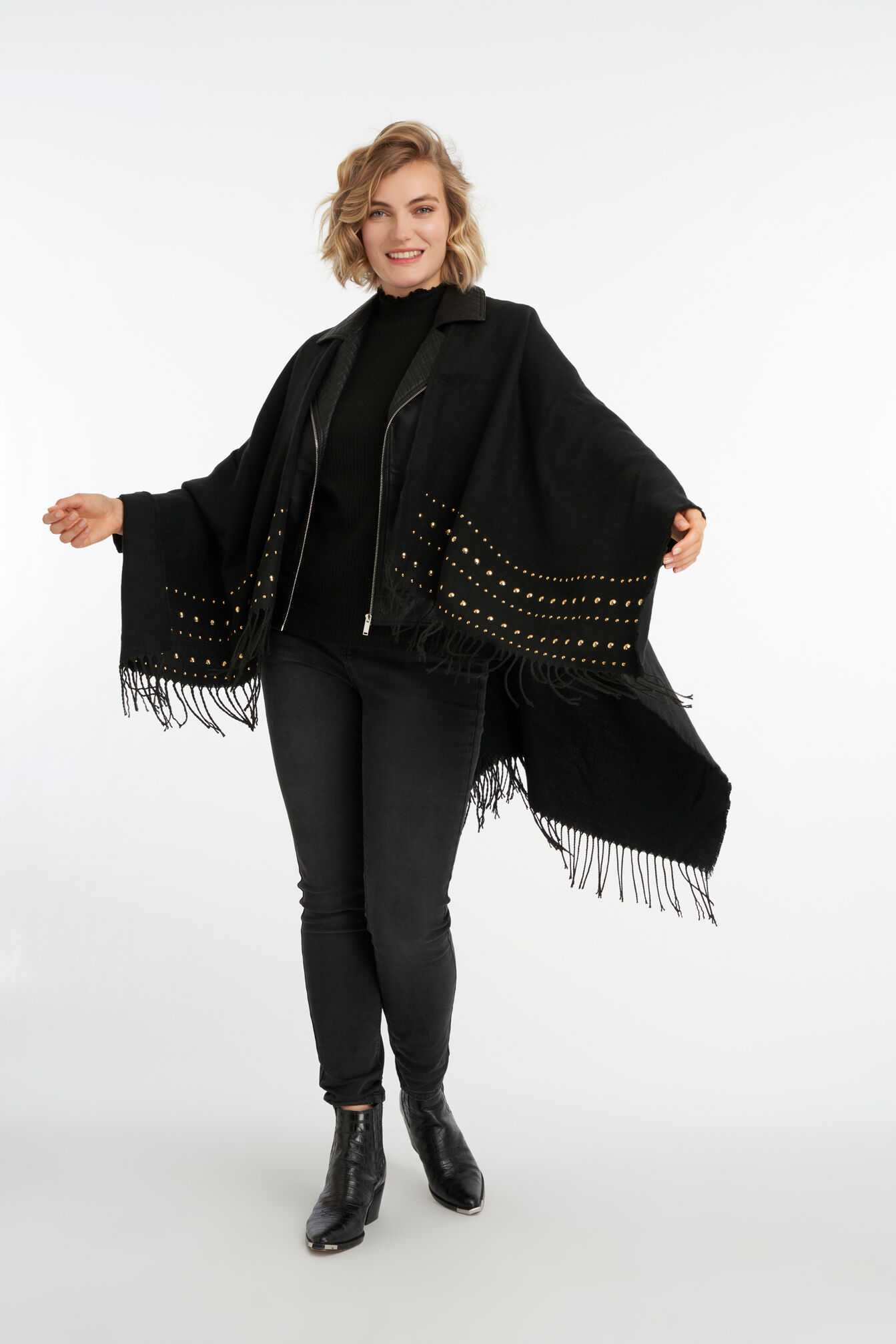 Poncho met studspatroon en fringe image number 3