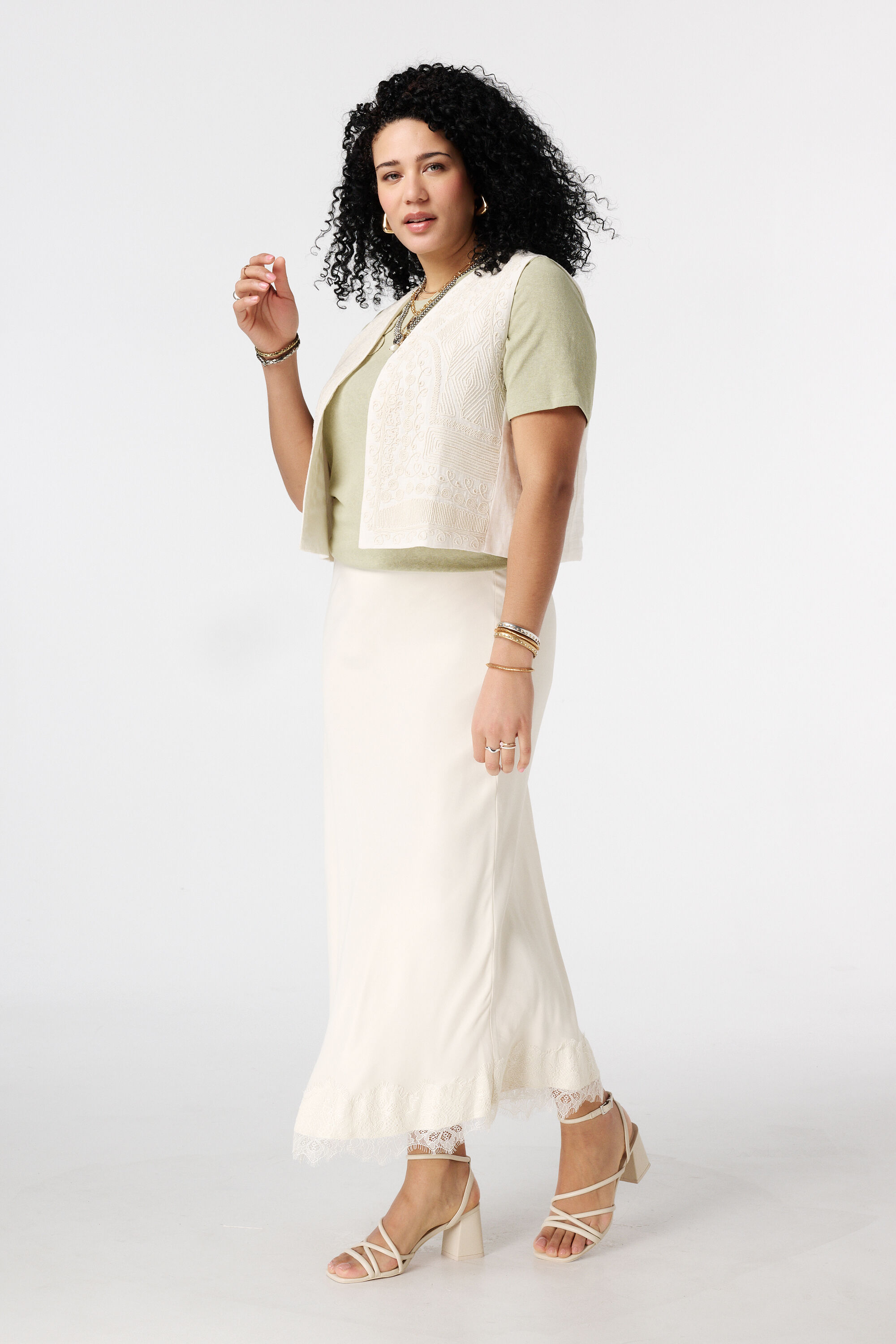 Gilet avec broderie image number 5