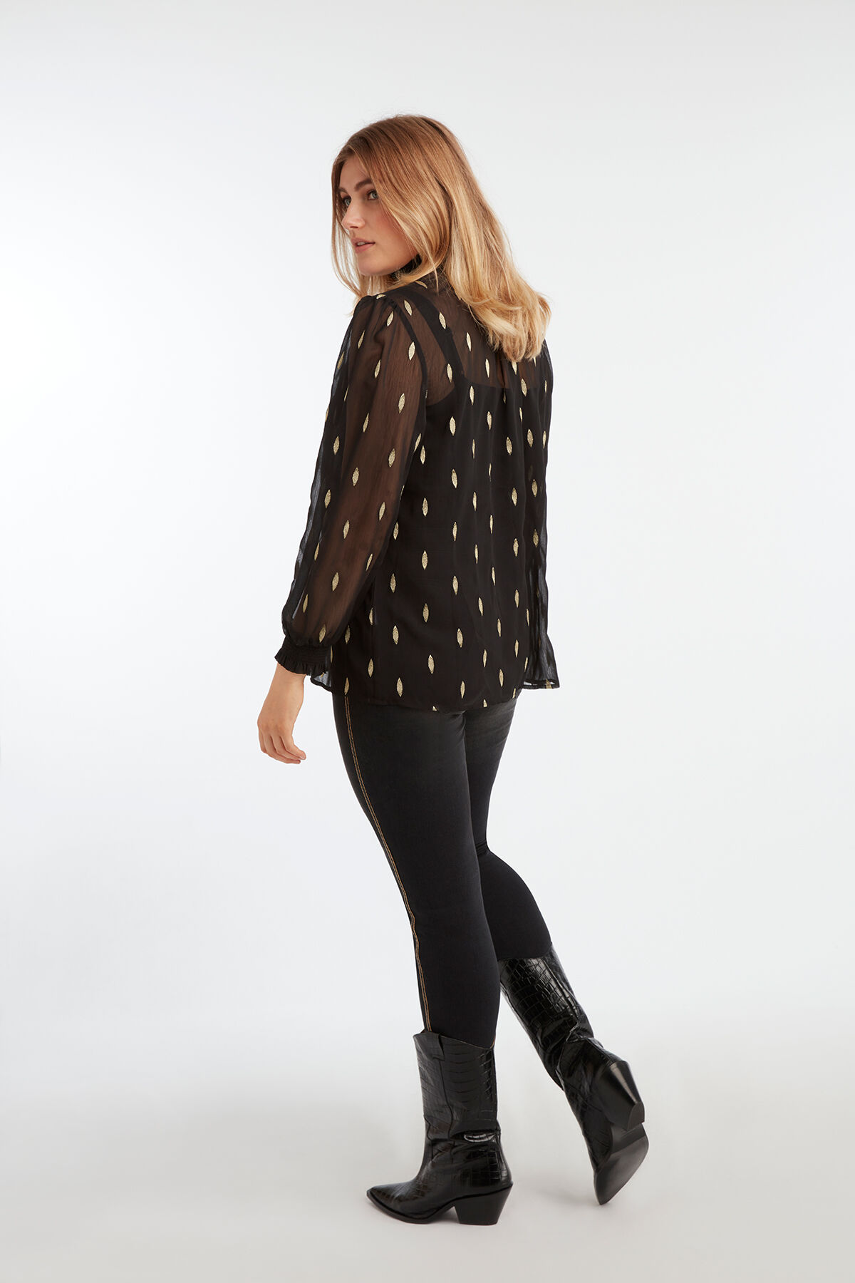 Blouse met embroidery image number 6