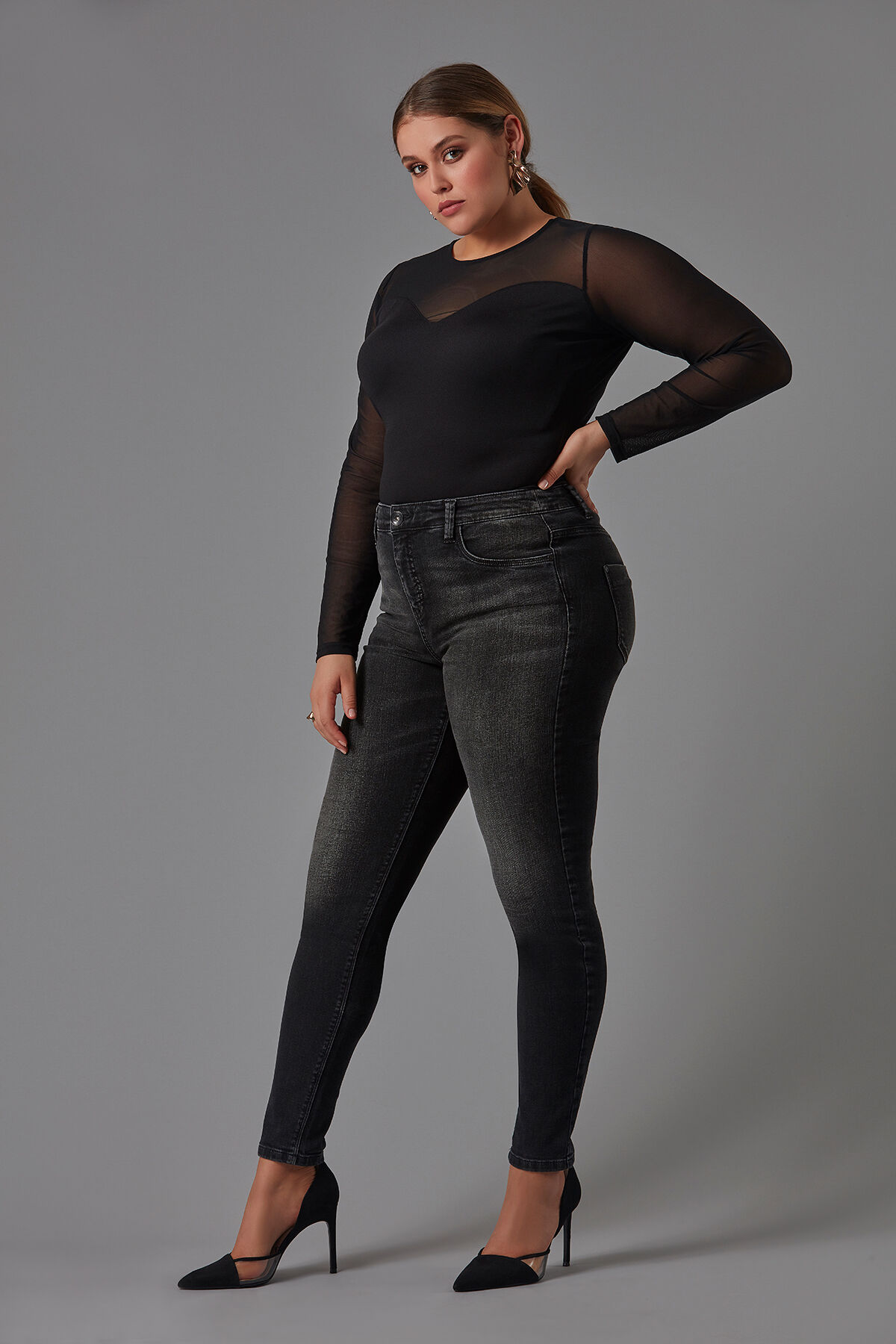 Transparante body image number 4