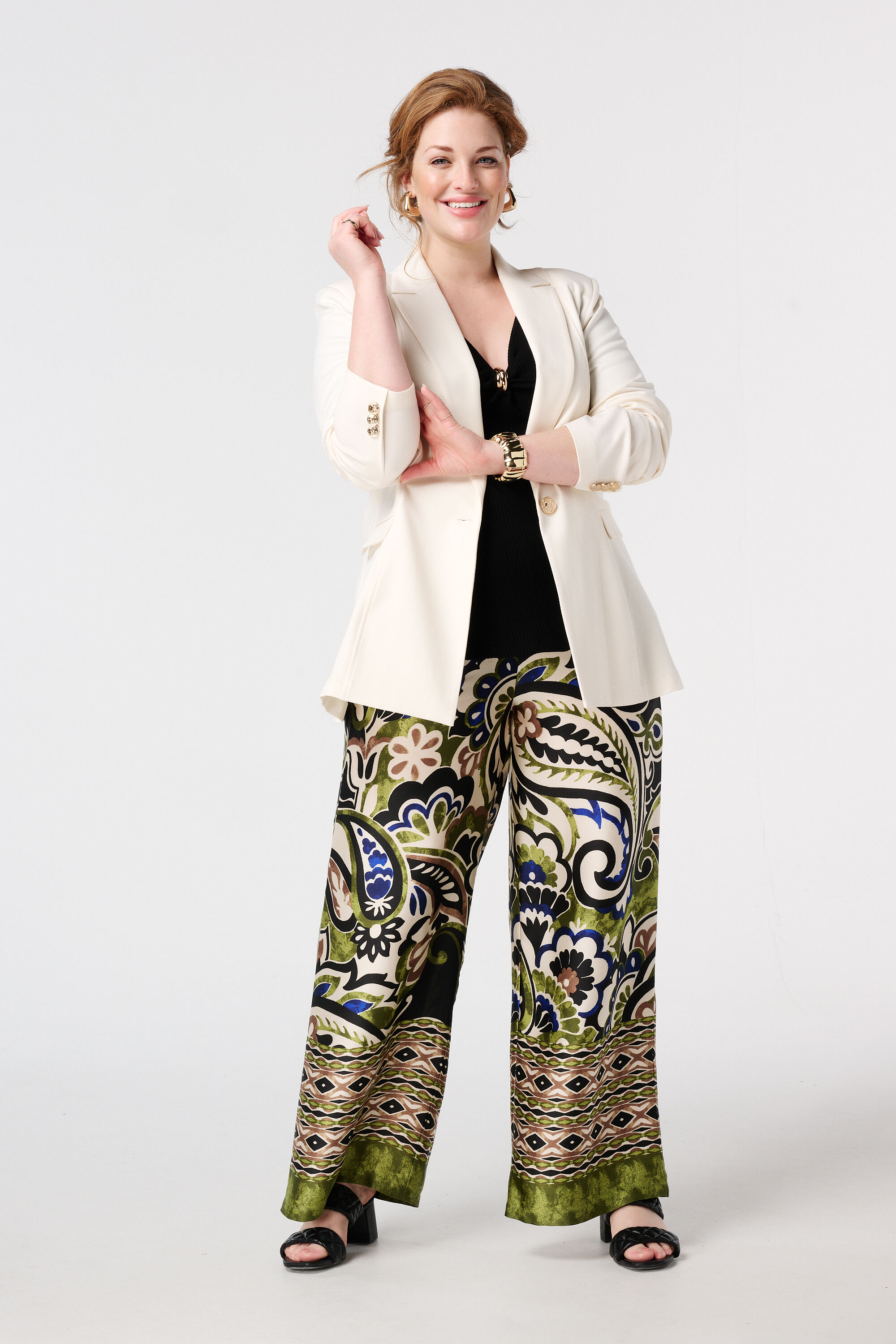 Blazer avec boutons dor&eacute;s image number 5