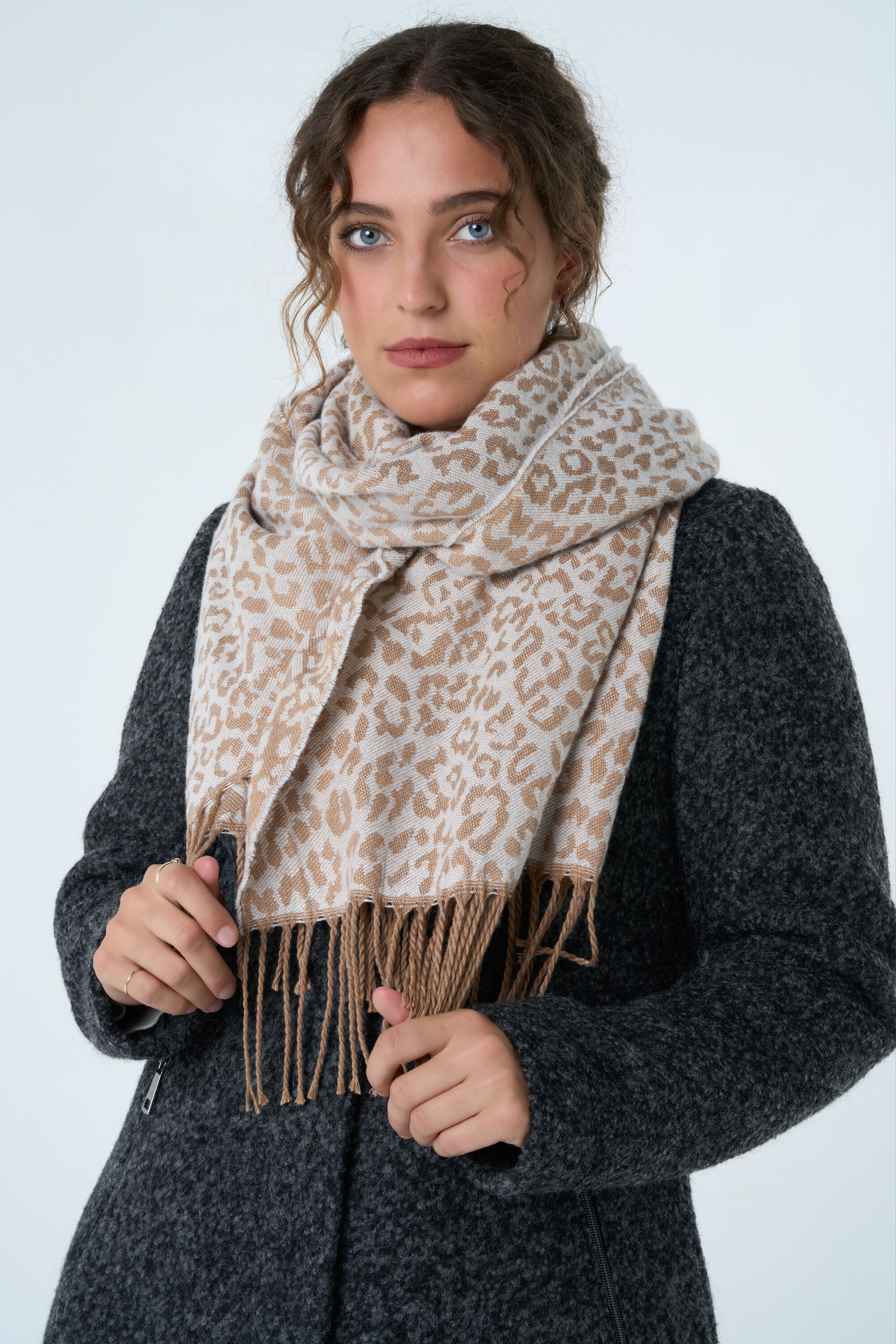 Sjaal met dierenprint image number 3