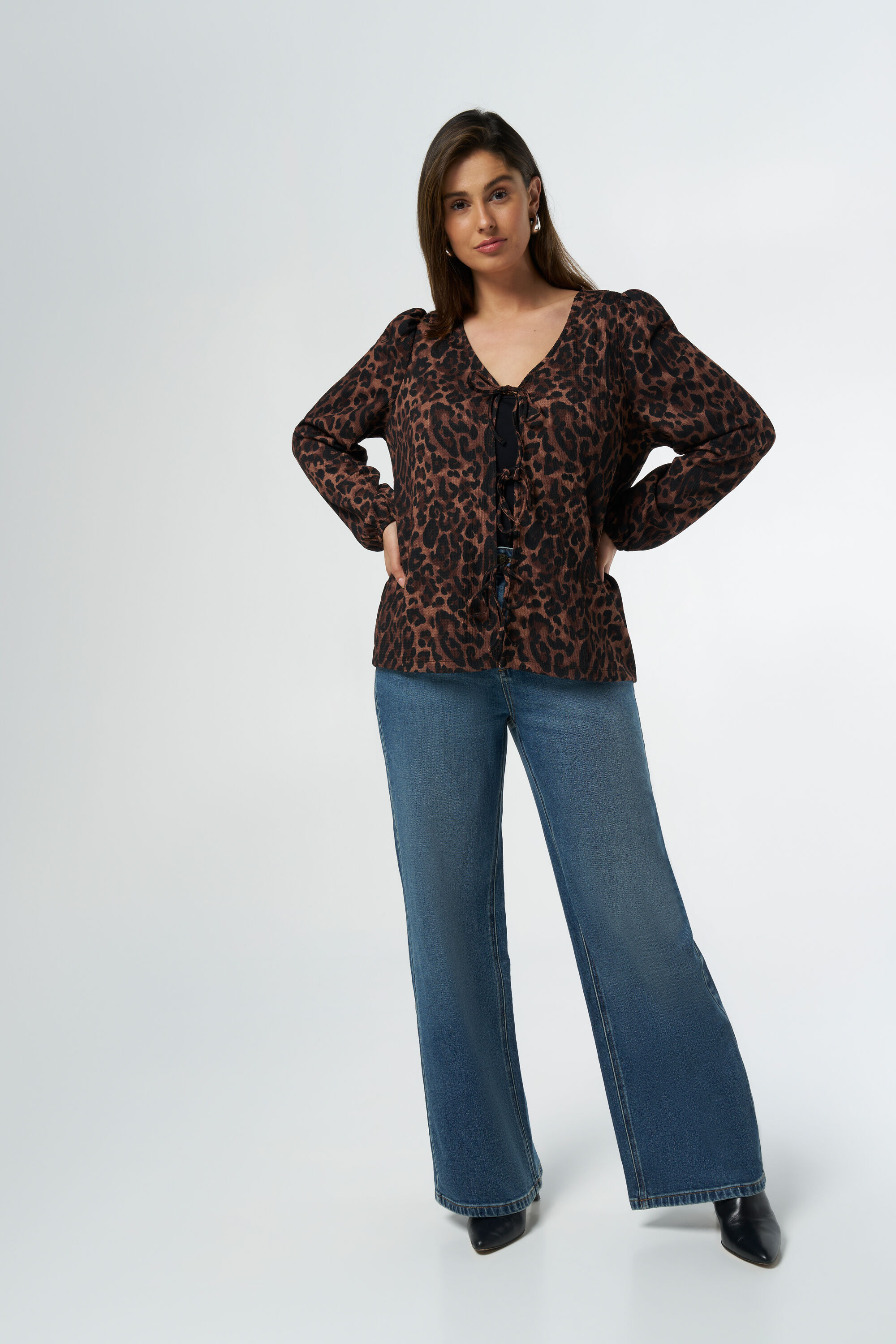 Top met strikjes image number 5