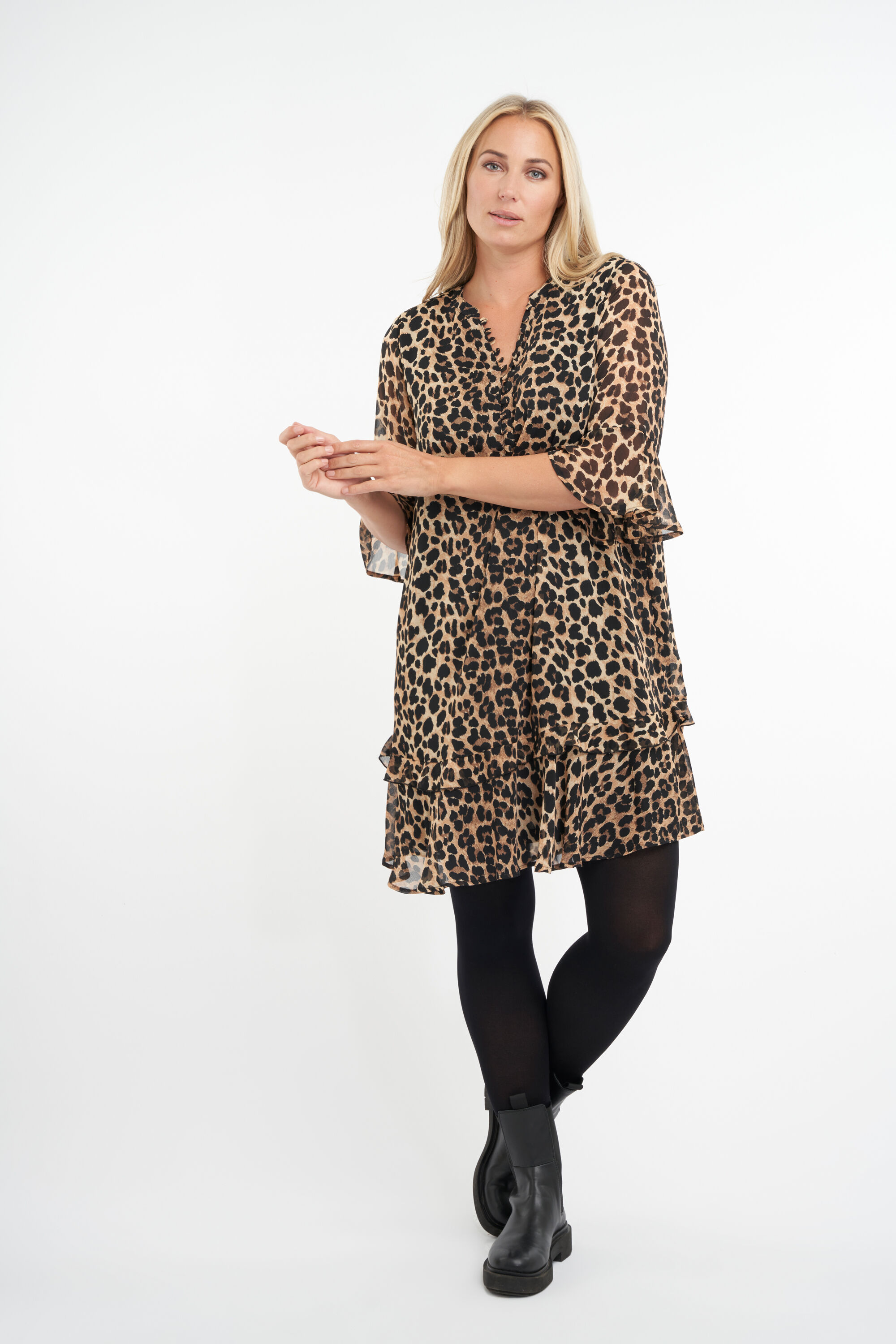 Jurk met volant en print image number 4