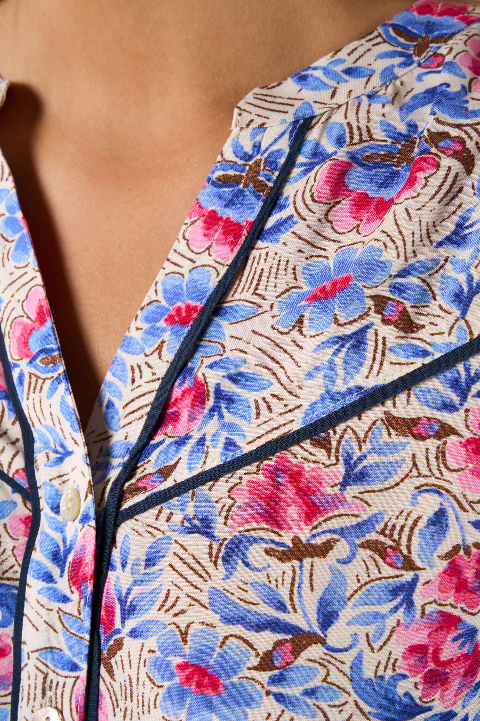 Chemisier &agrave; manches ballon image number 4