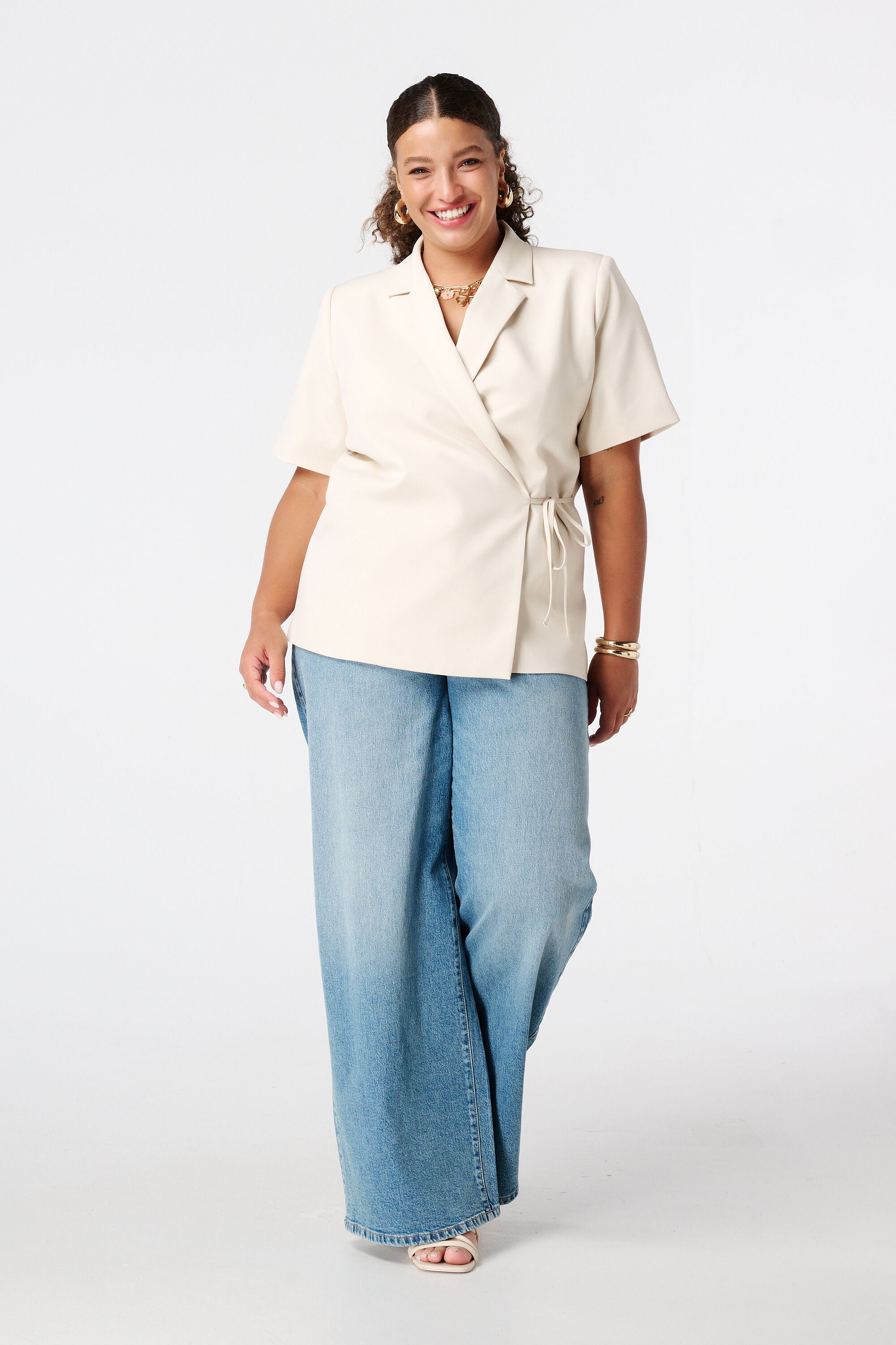 Blazer &agrave; revers manches courtes image number 5