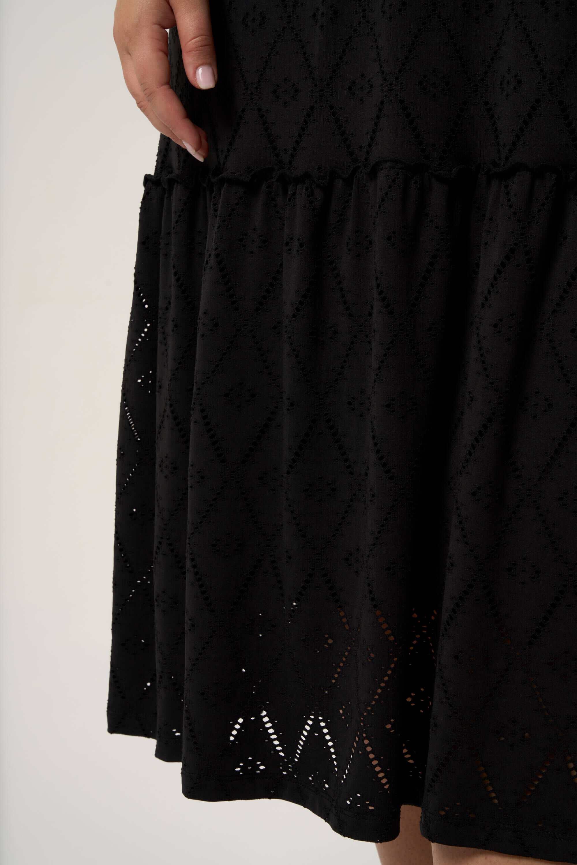 Robe midi avec broderie image number 5