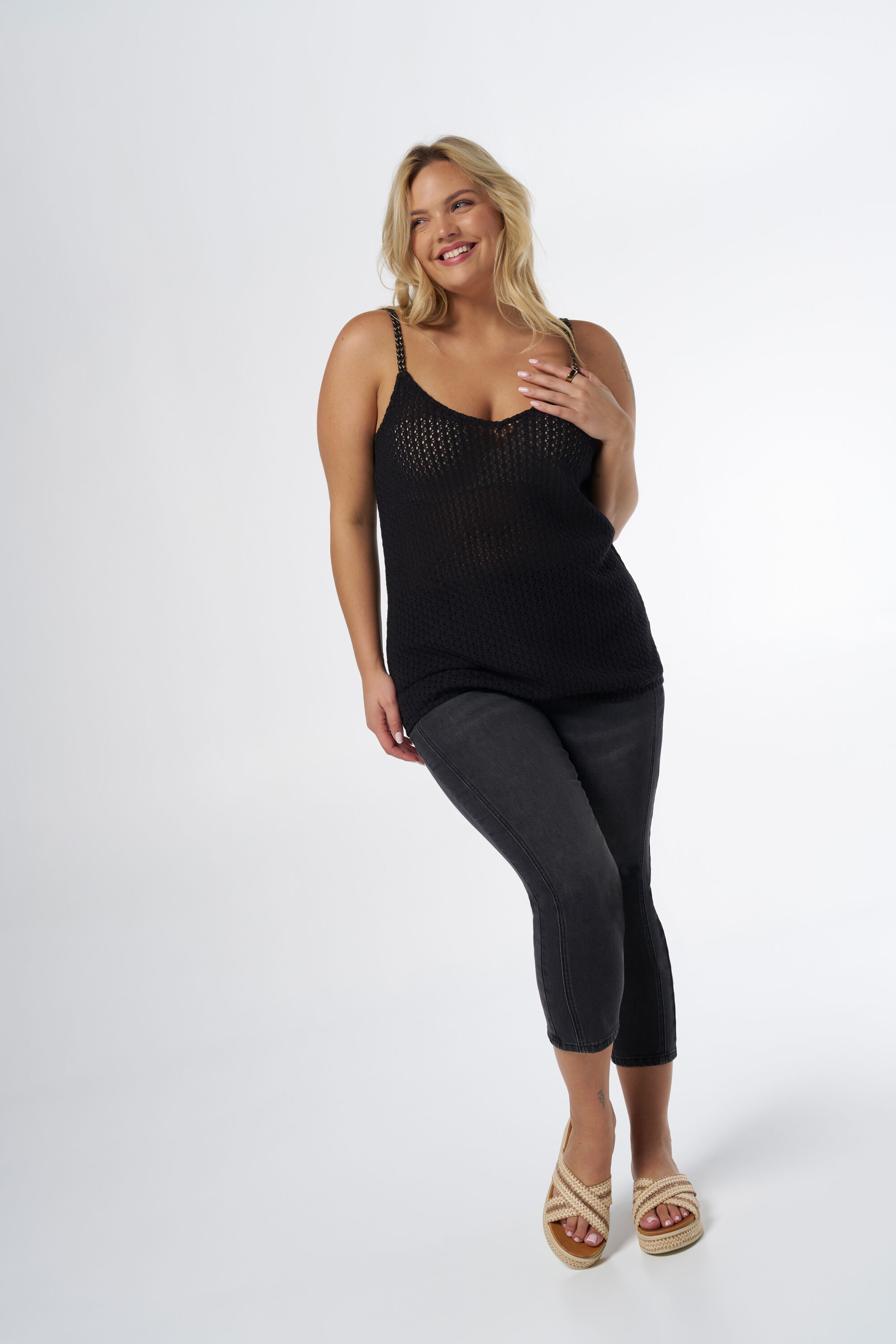 Top met gebreide structuur image number 5