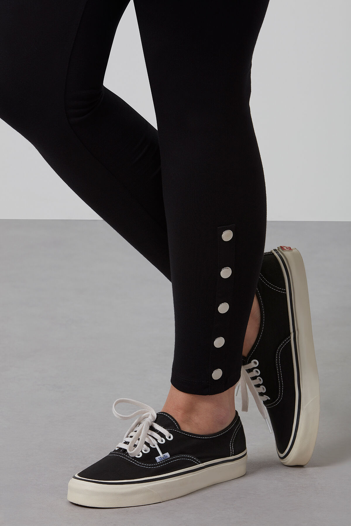 Leggings avec boutons-pression image number 0