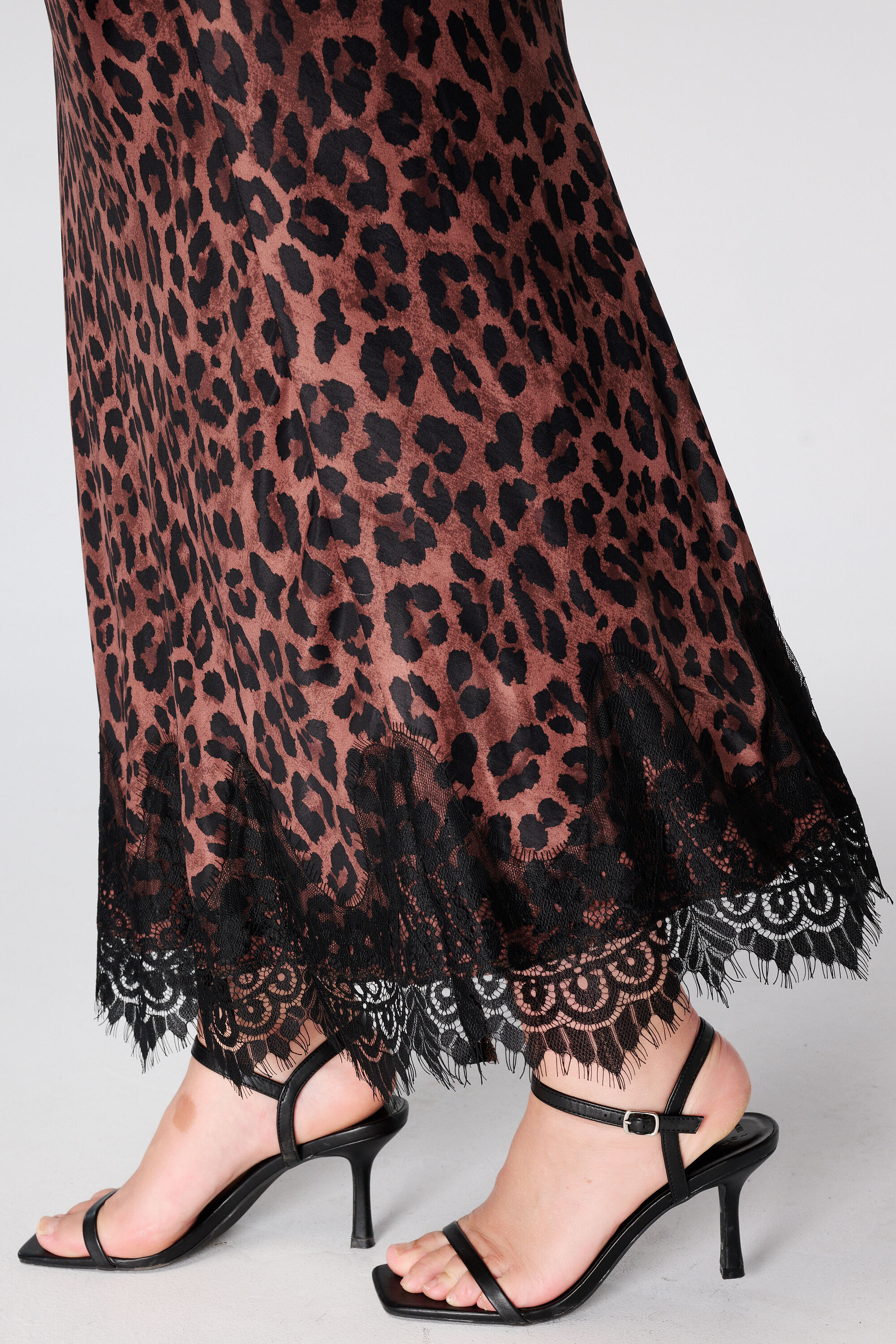 Satijen midi rok met animal print image number 4