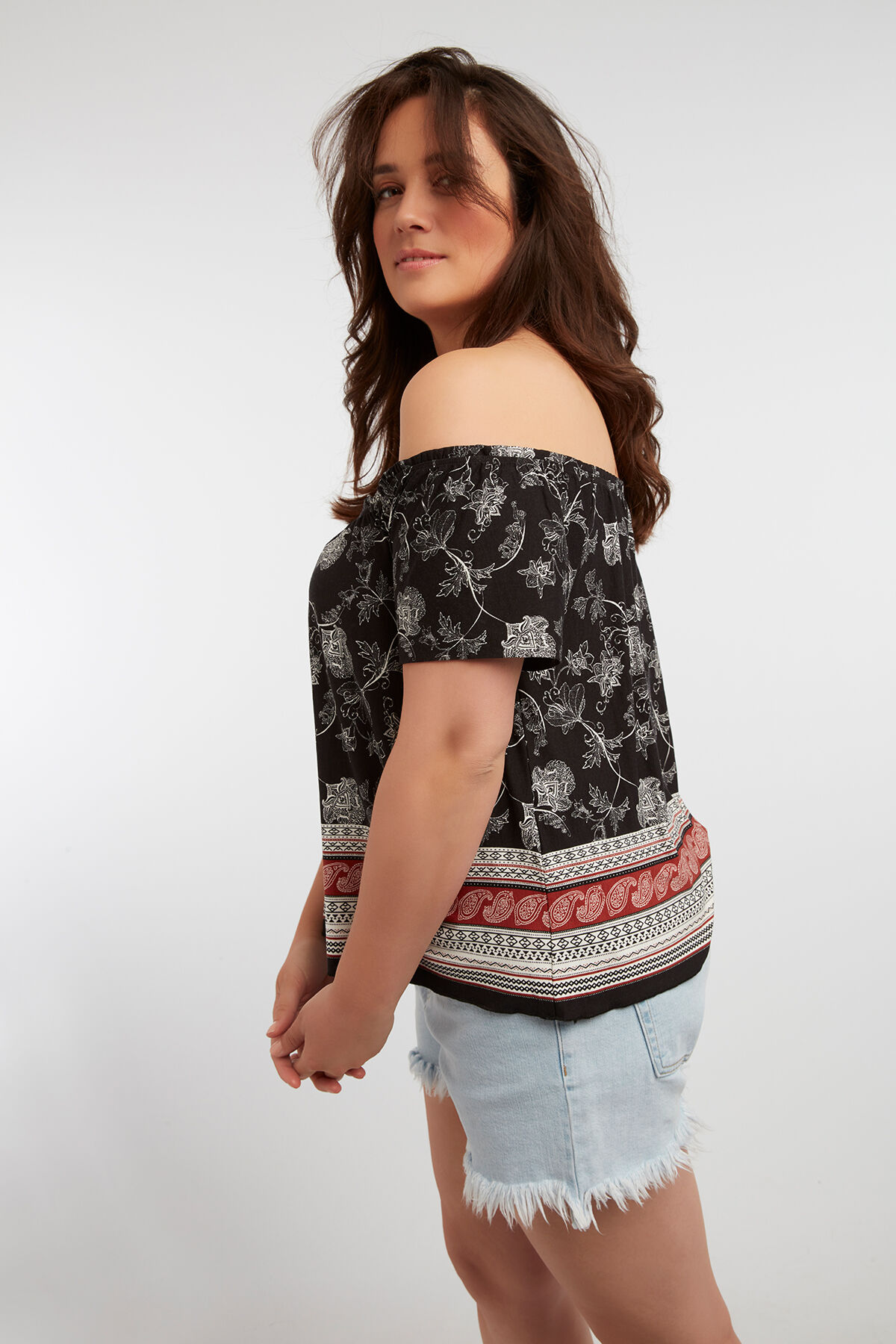 Top met elastische halslijn image number 3