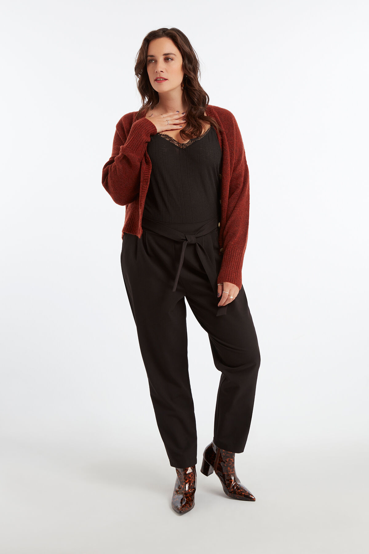 Cropped vest image number 5