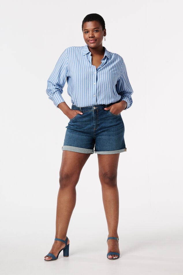 Denim shorts met stretch image number 0