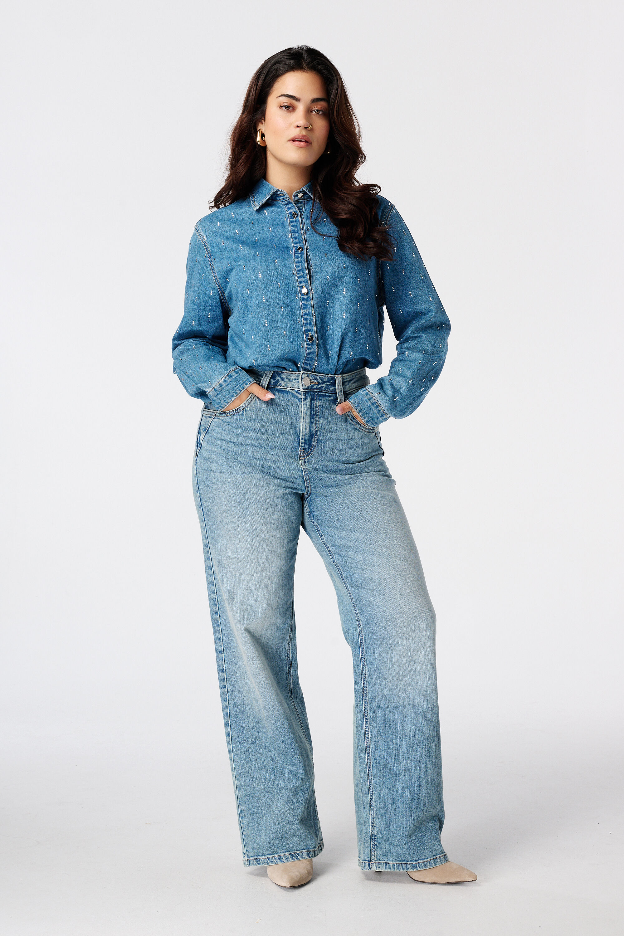 Straight leg jeans met studs