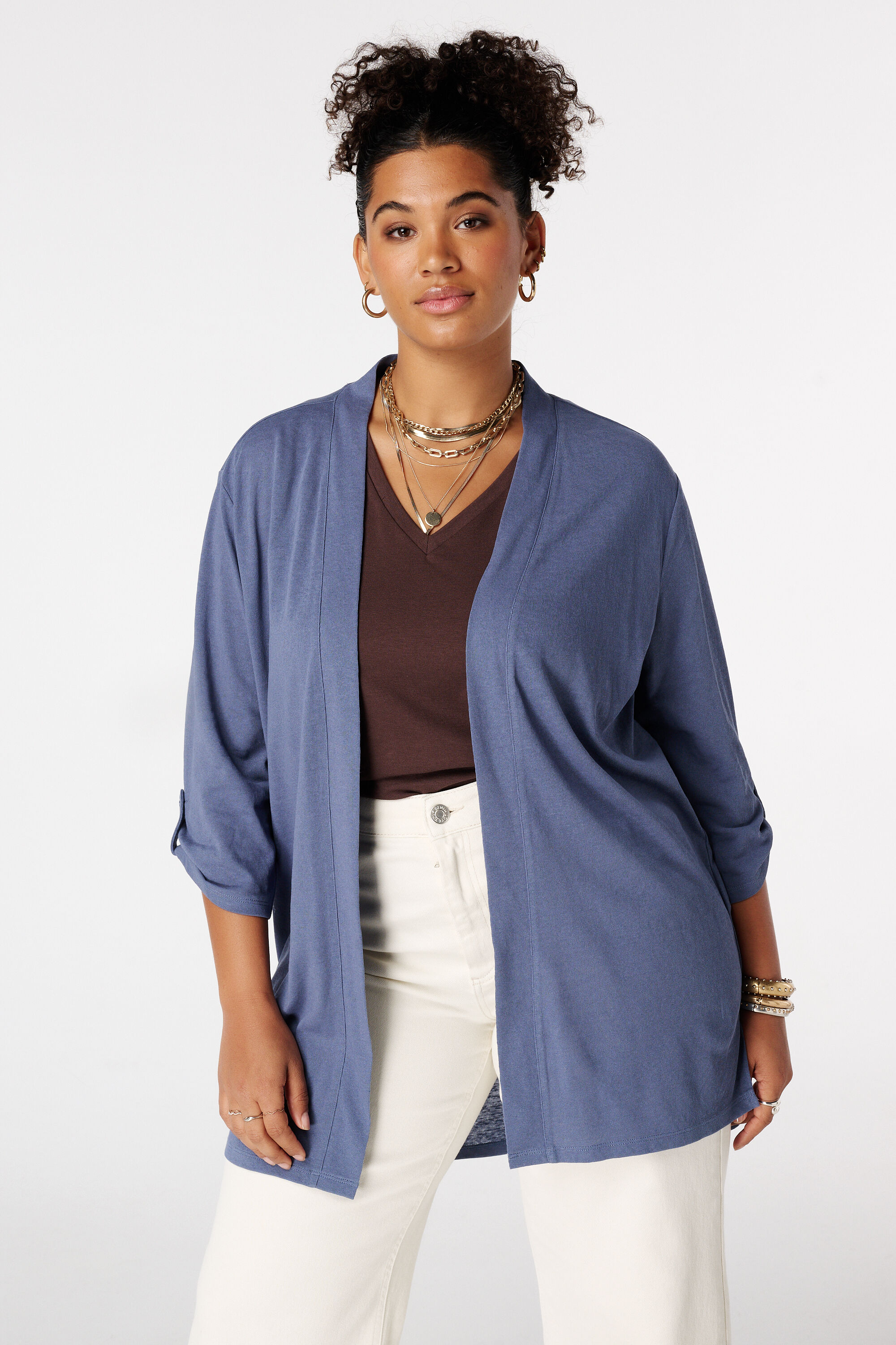 D&eacute;bardeur avec col en V