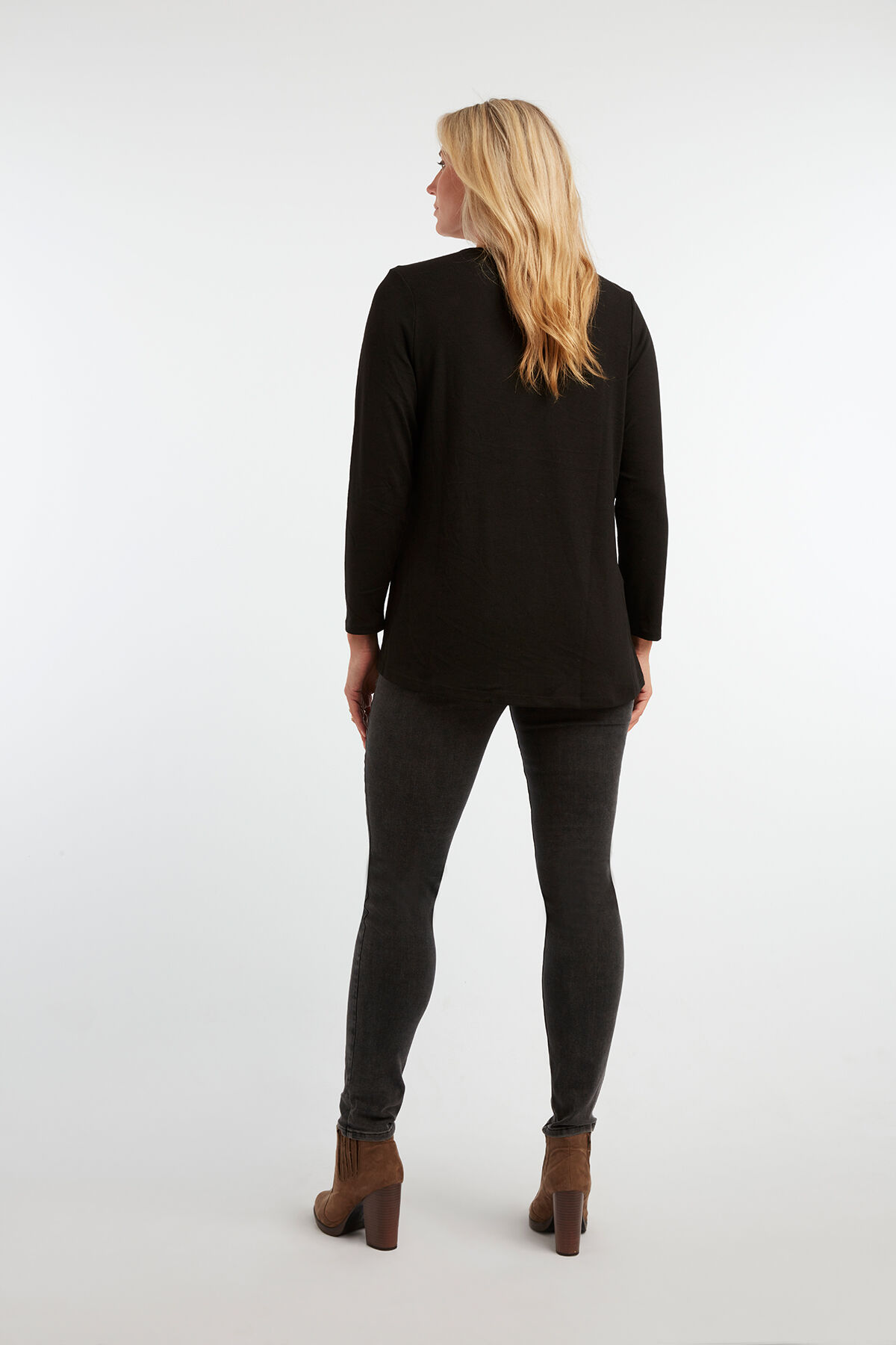 T-shirt met V-hals image number 4