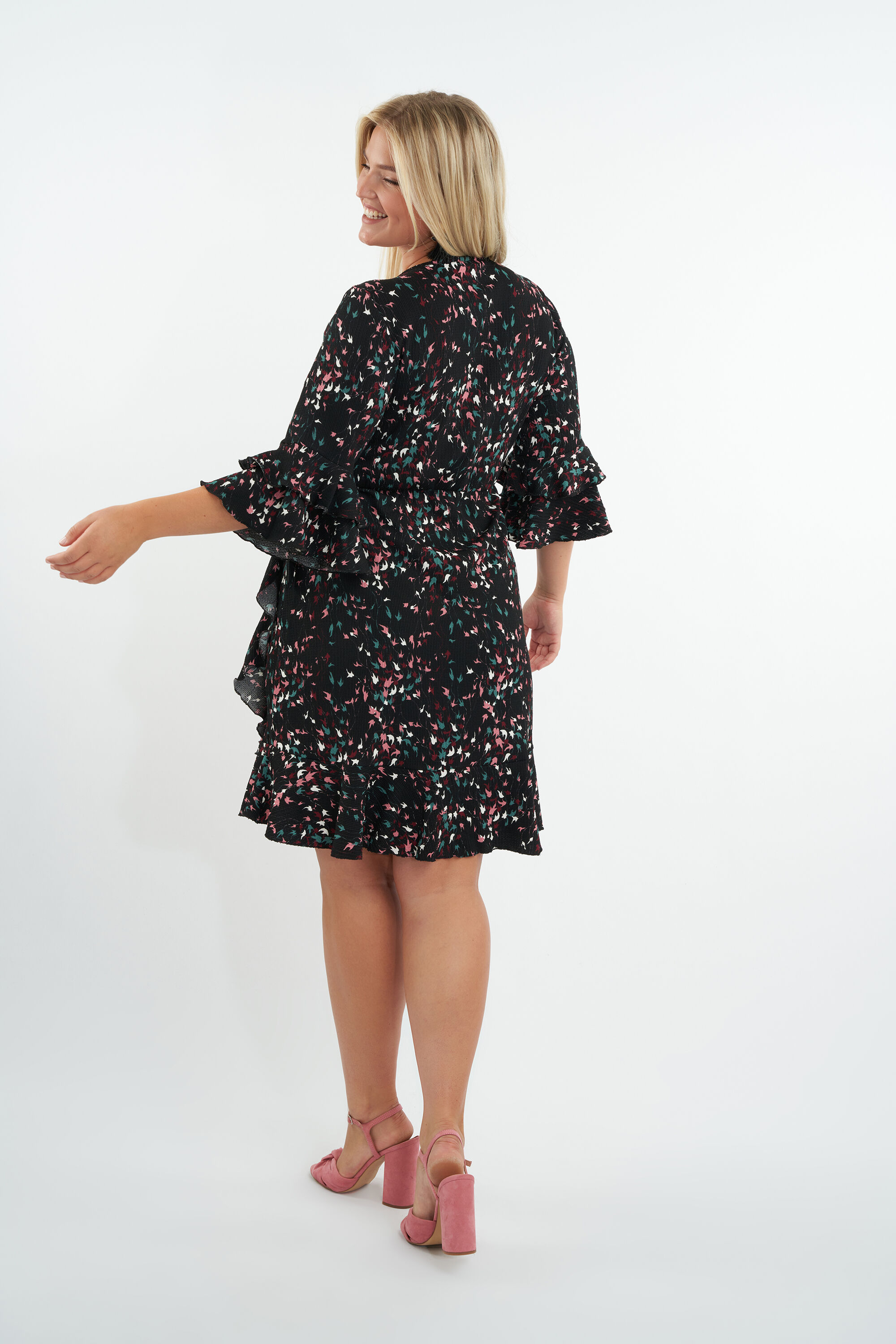 Overslag jurk met print image number 3