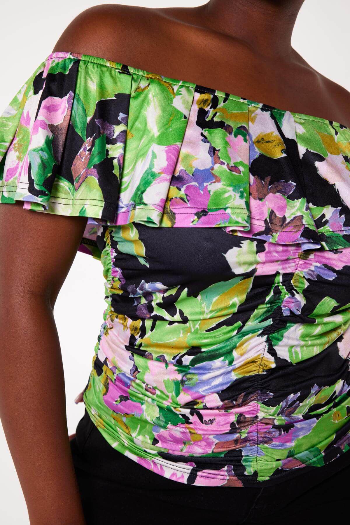 Crop top met bloemenprint image number 5