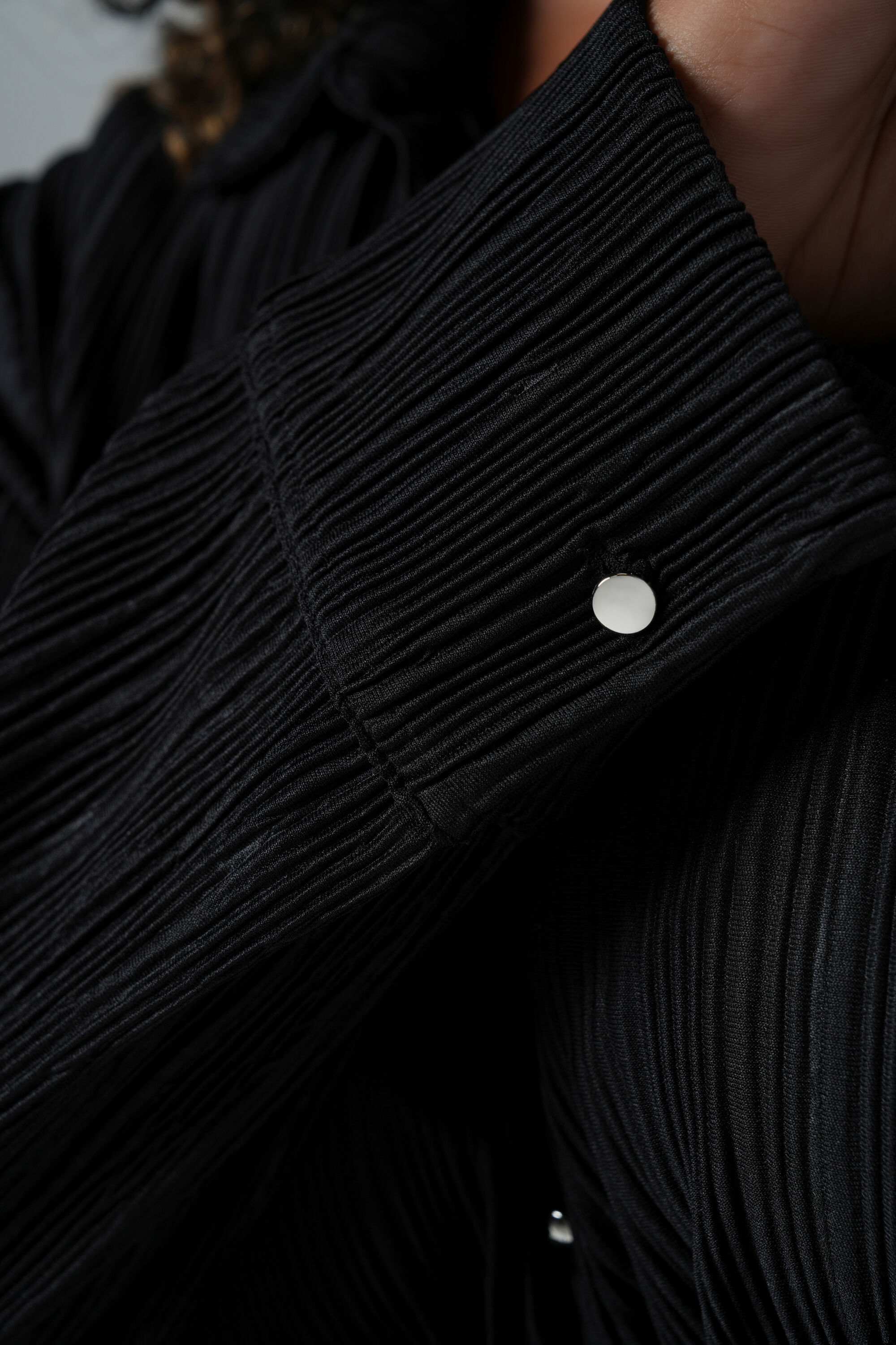 Plisse blouse image number 4