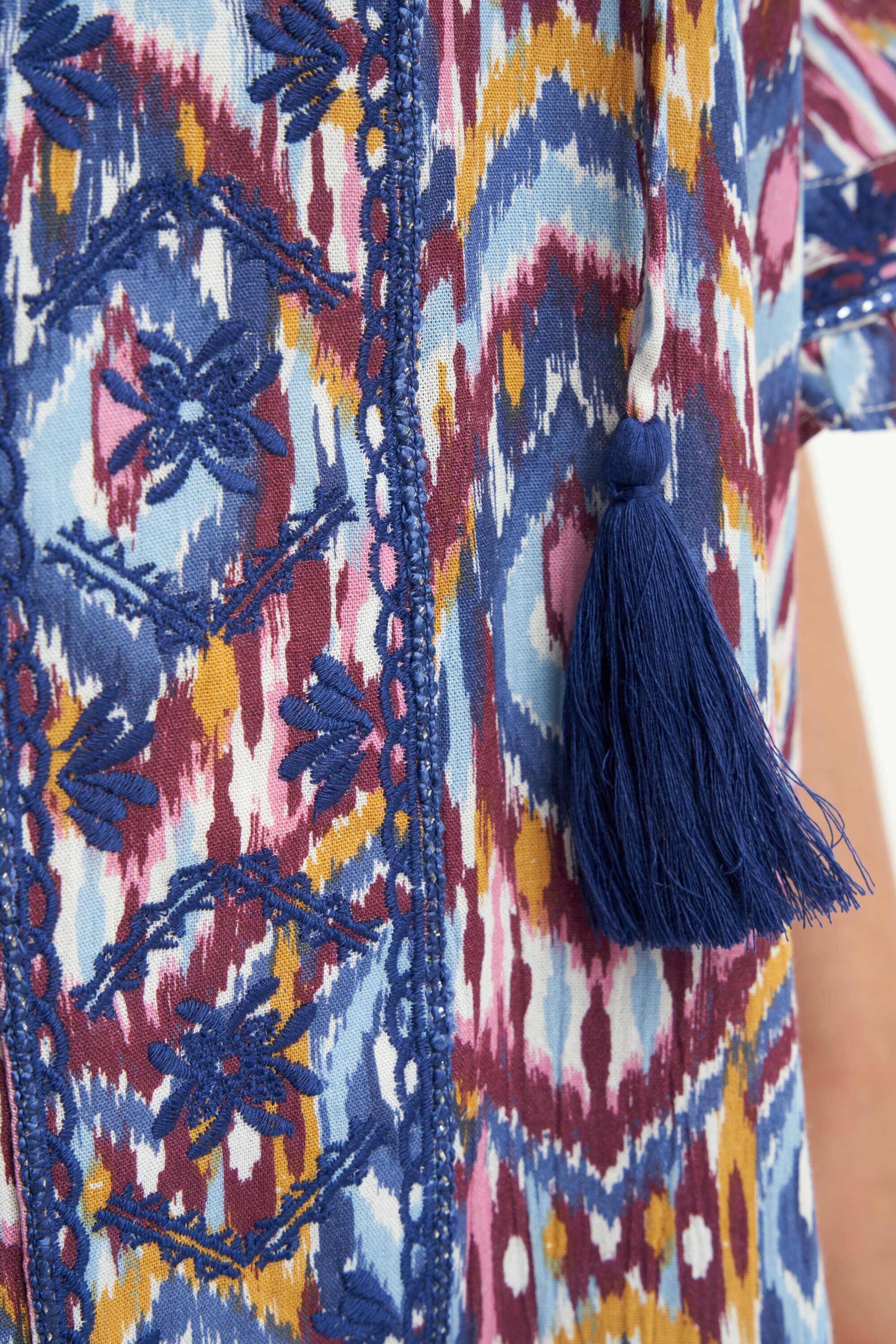 Blouse met print image number 6