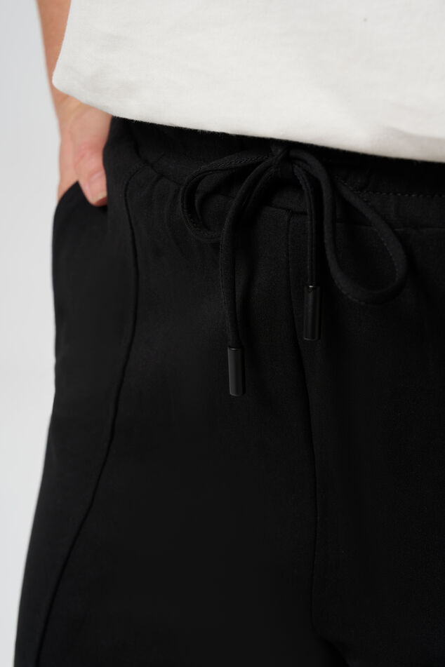 Jogging ample image number 4