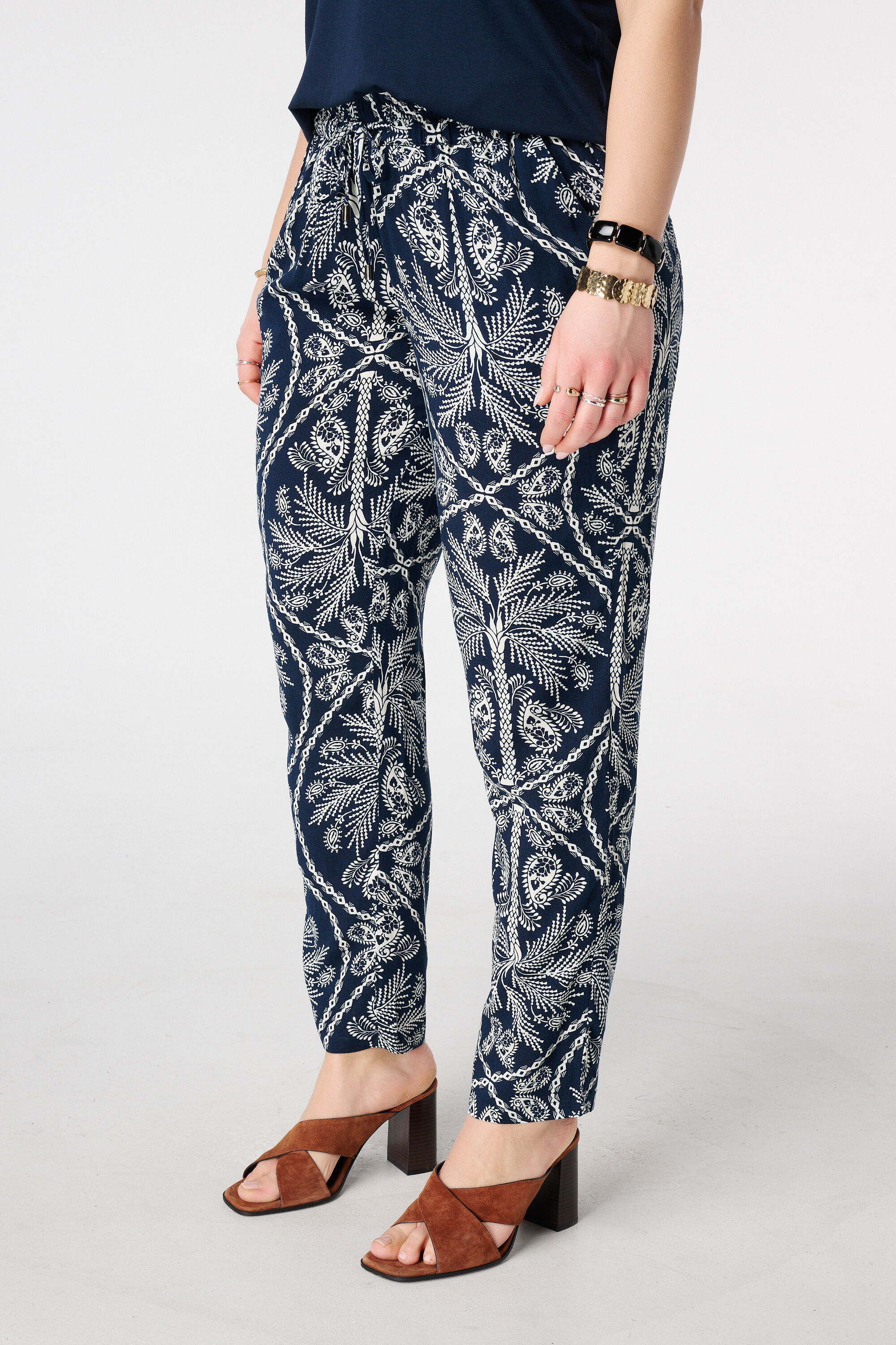 Straight leg broek met print image number 5
