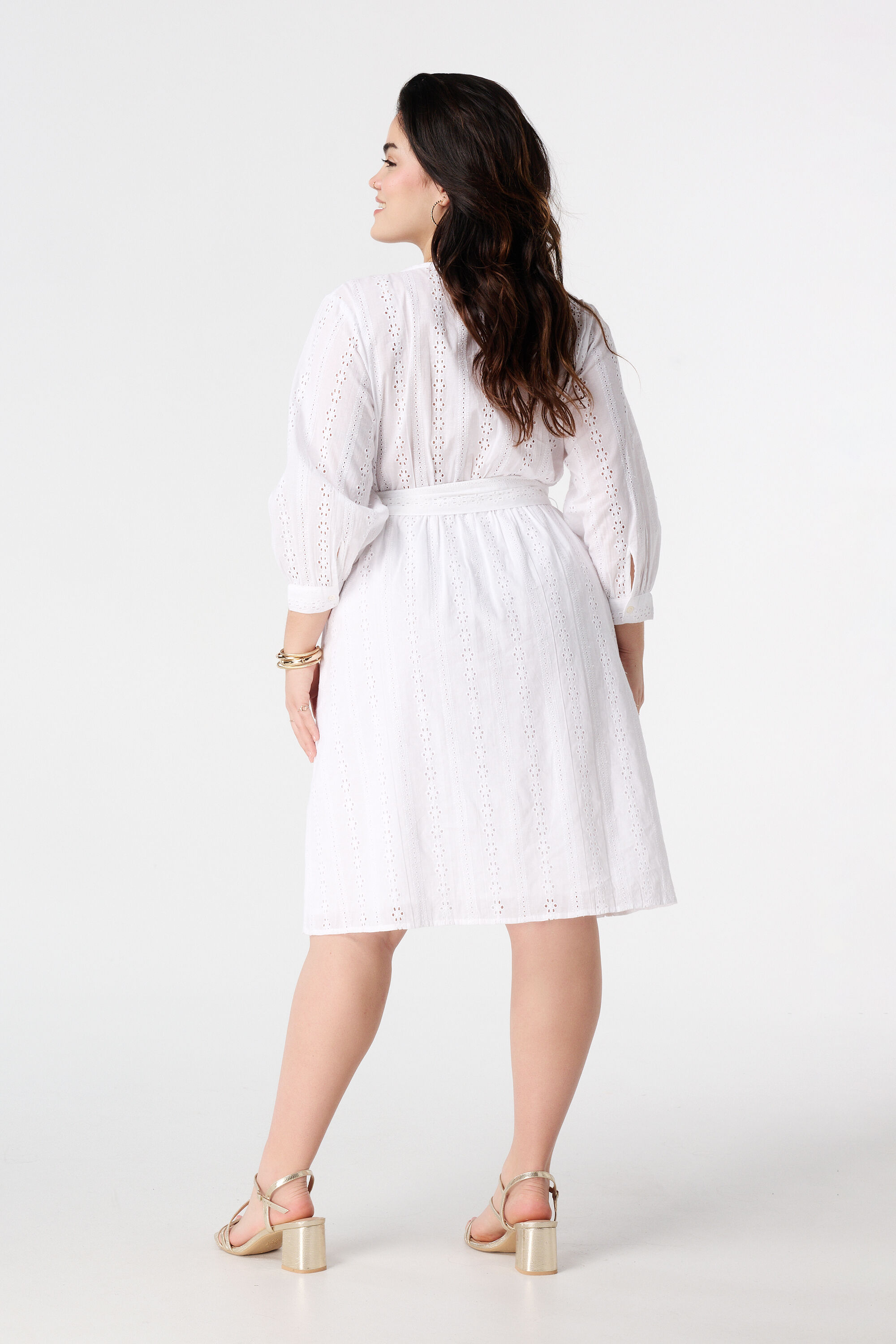 Robe en broderie anglaise image number 3