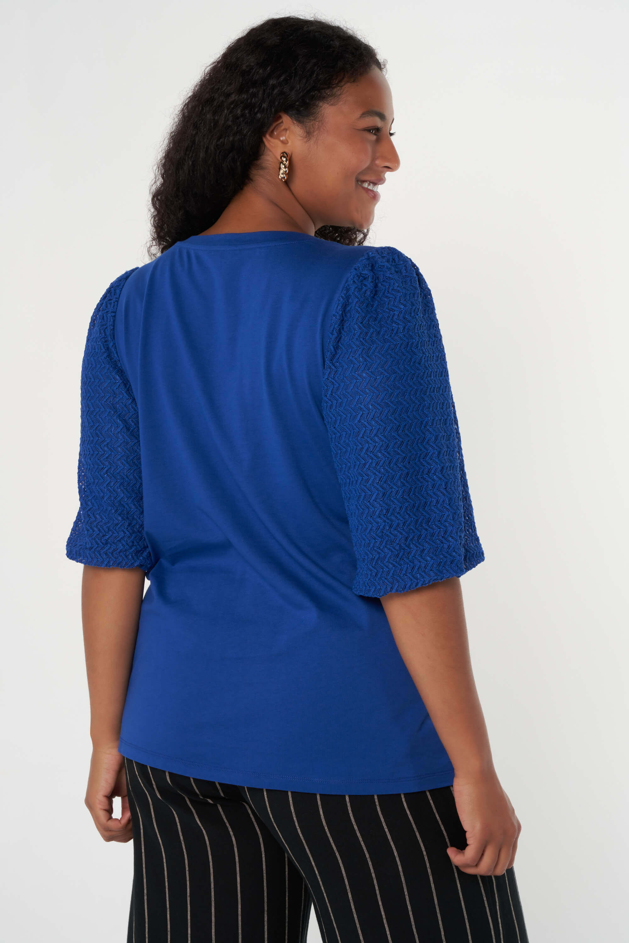 Haut avec manches textur&eacute;es image number 3