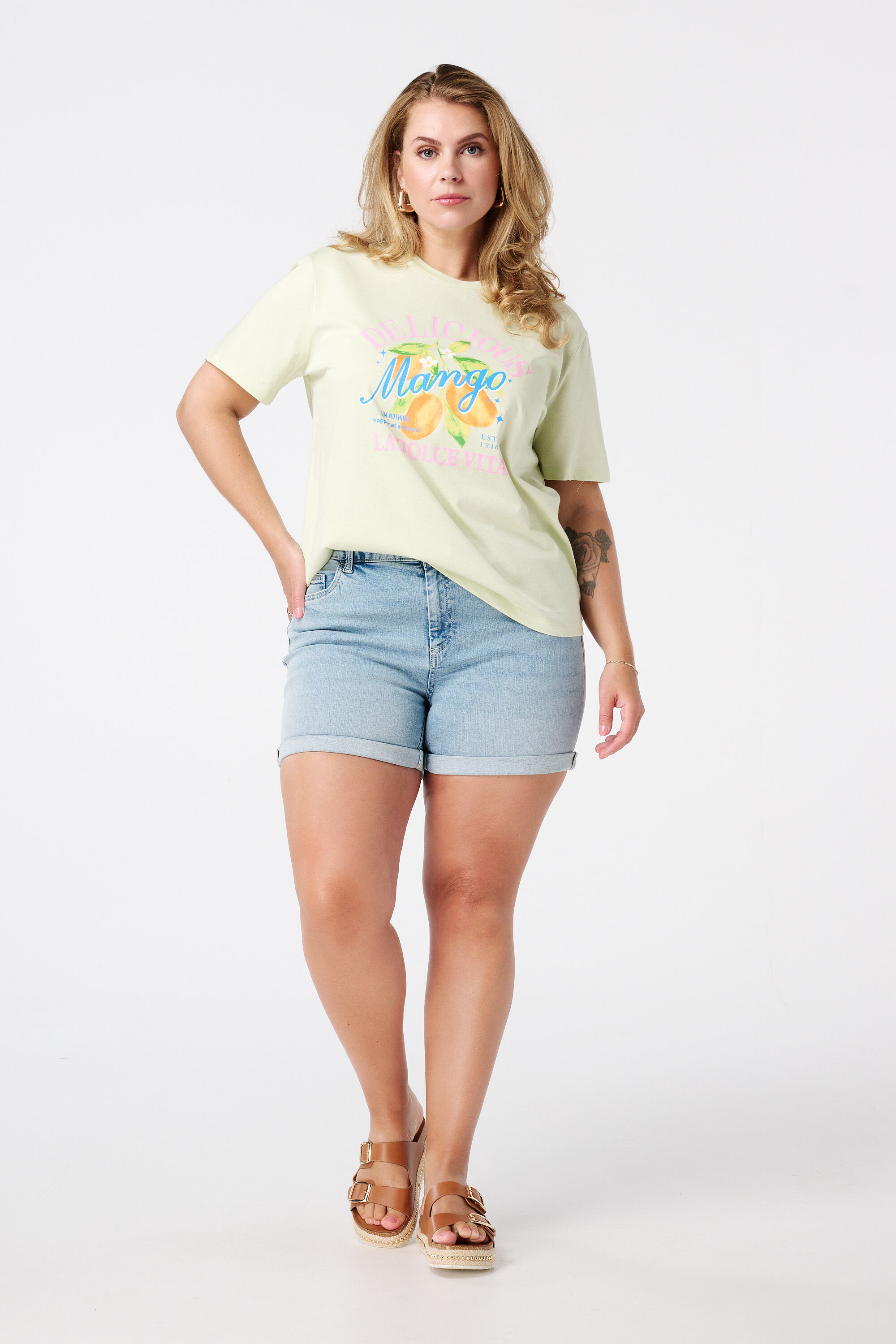 T-shirt imprim&eacute; image number 5