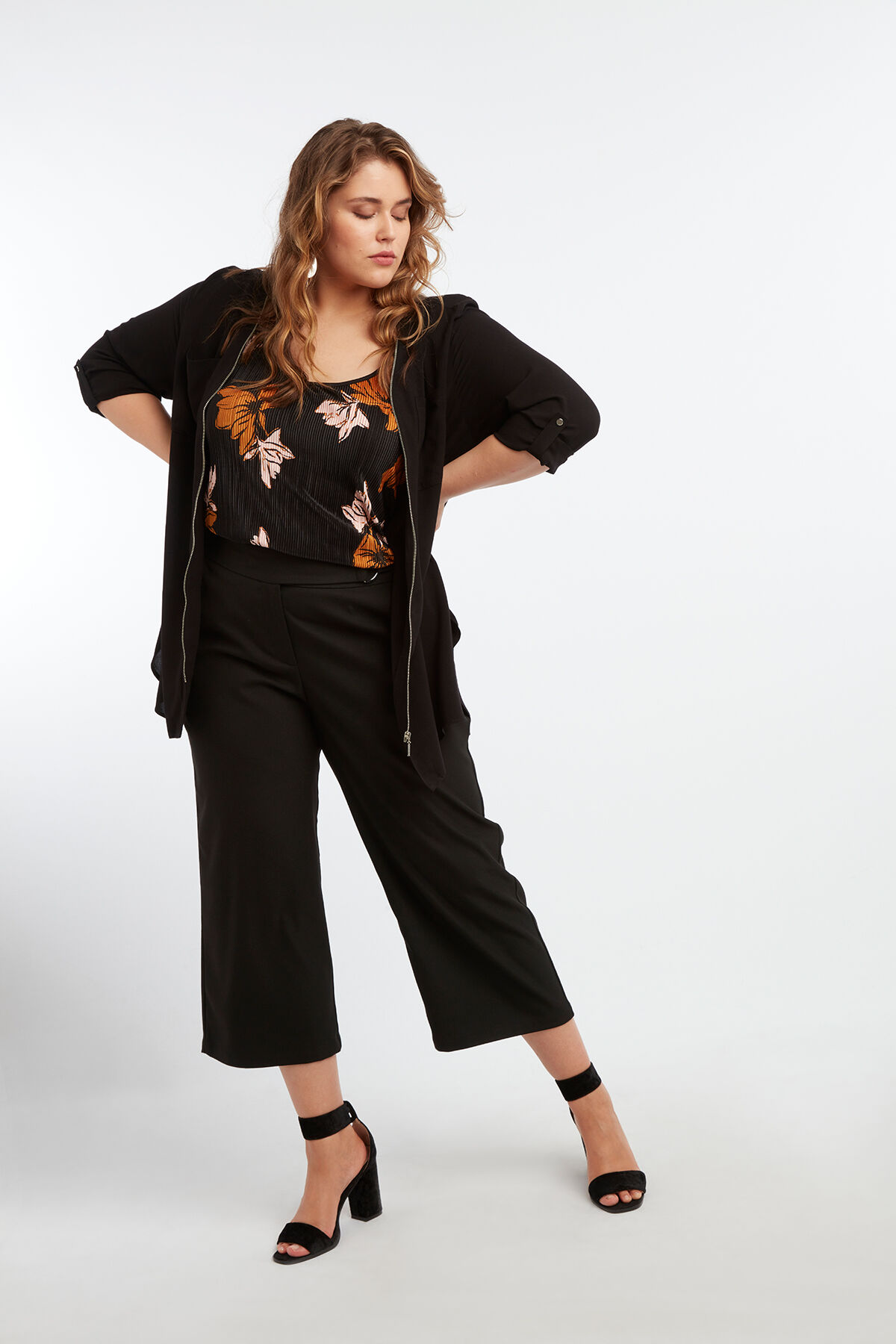 Pliss&eacute; top met bloemenprint image number 7