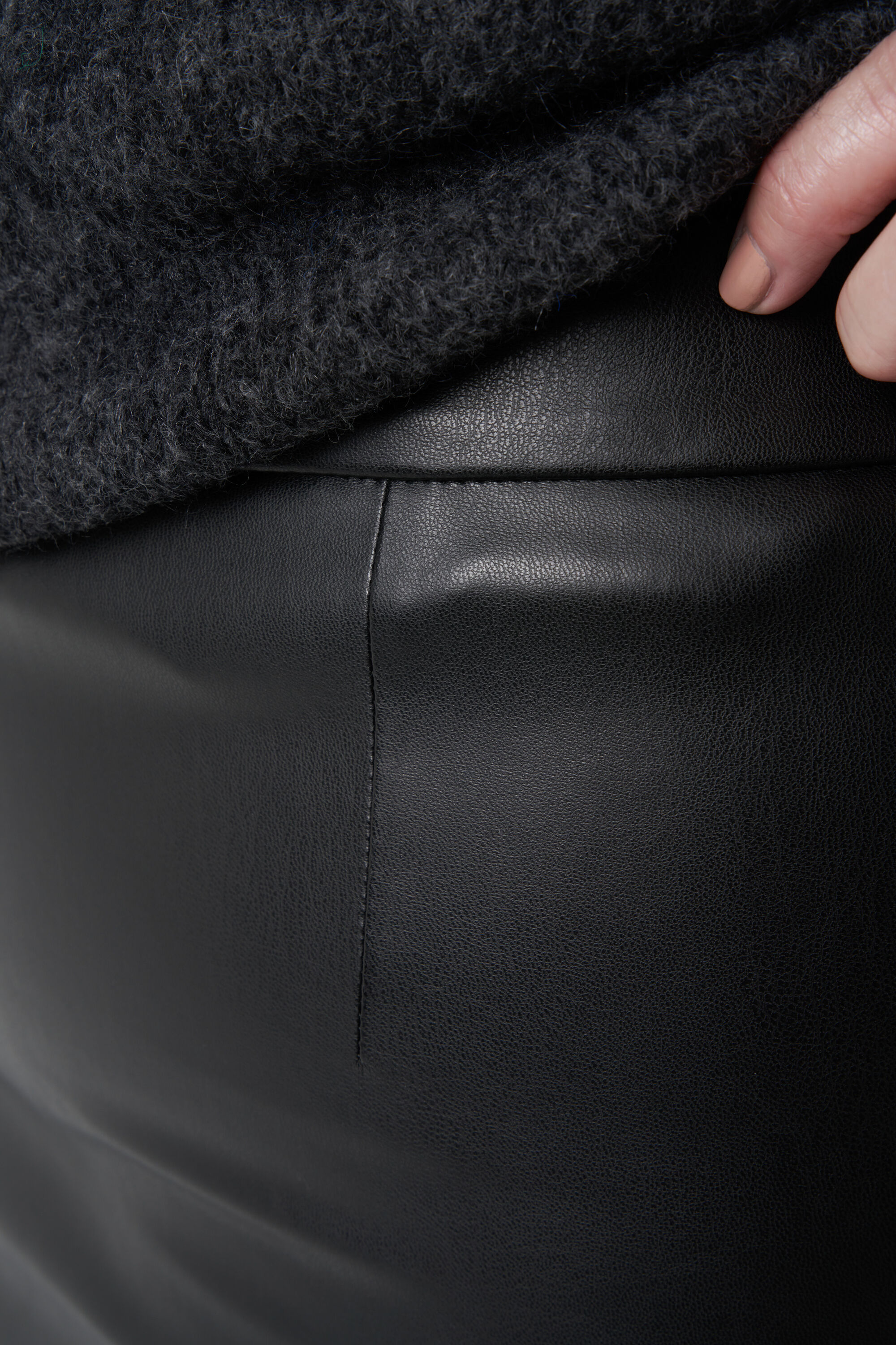 Imitatieleren rok image number 5