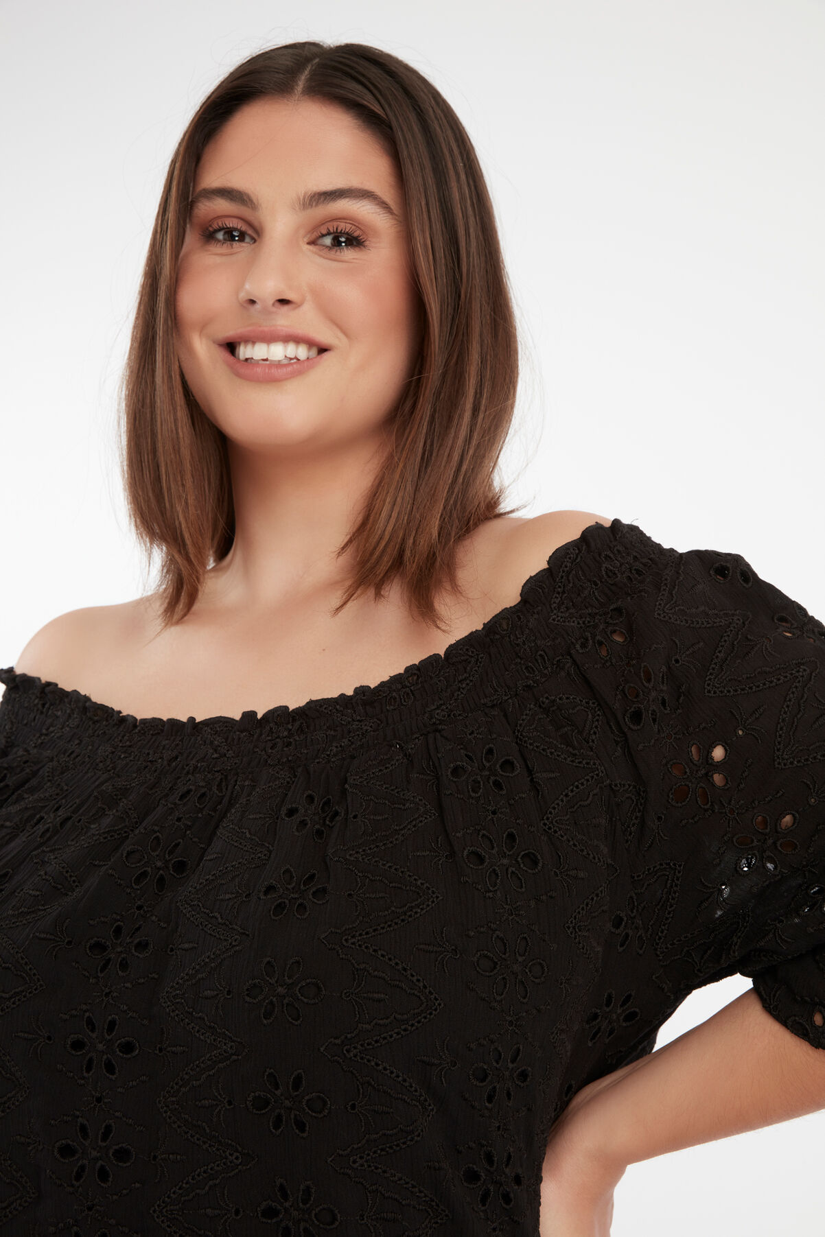 Opengewerkte off-shoulder top image number 3