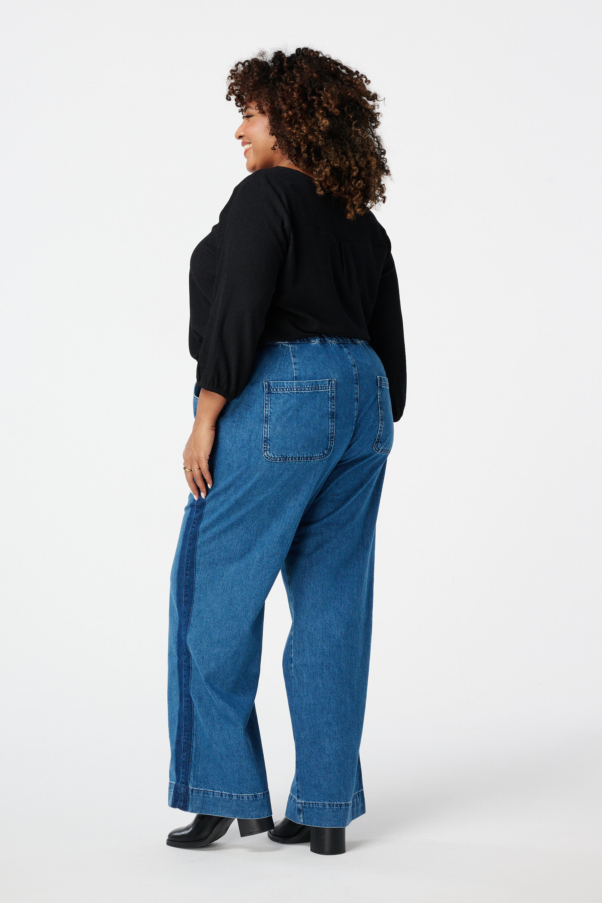 Pantalon en denim avec cordon image number 3